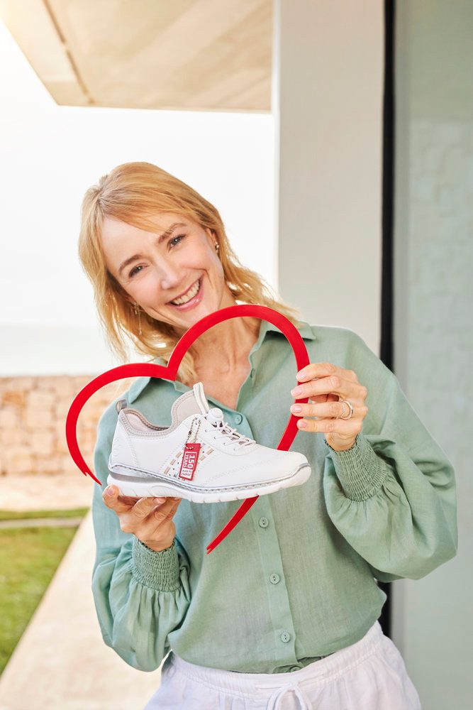 Rieker Slip-on sneakers Slipper, instapschoen, vrijetijdsschoen 150 jaar RIEKER jubileumartikel