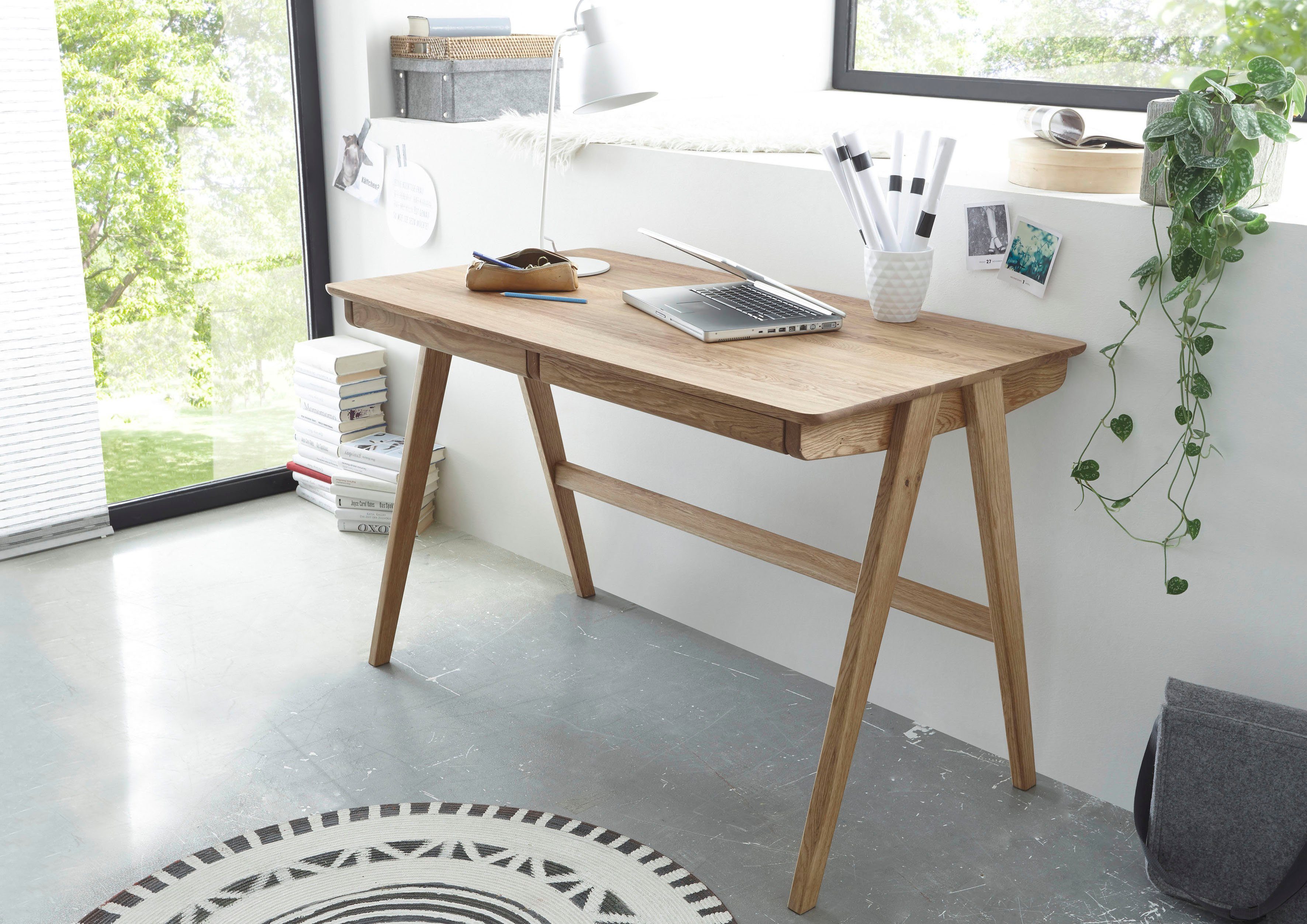 MCA furniture Bureau Delia Noesteiken massief hout geolied met laden, breedte 120 cm