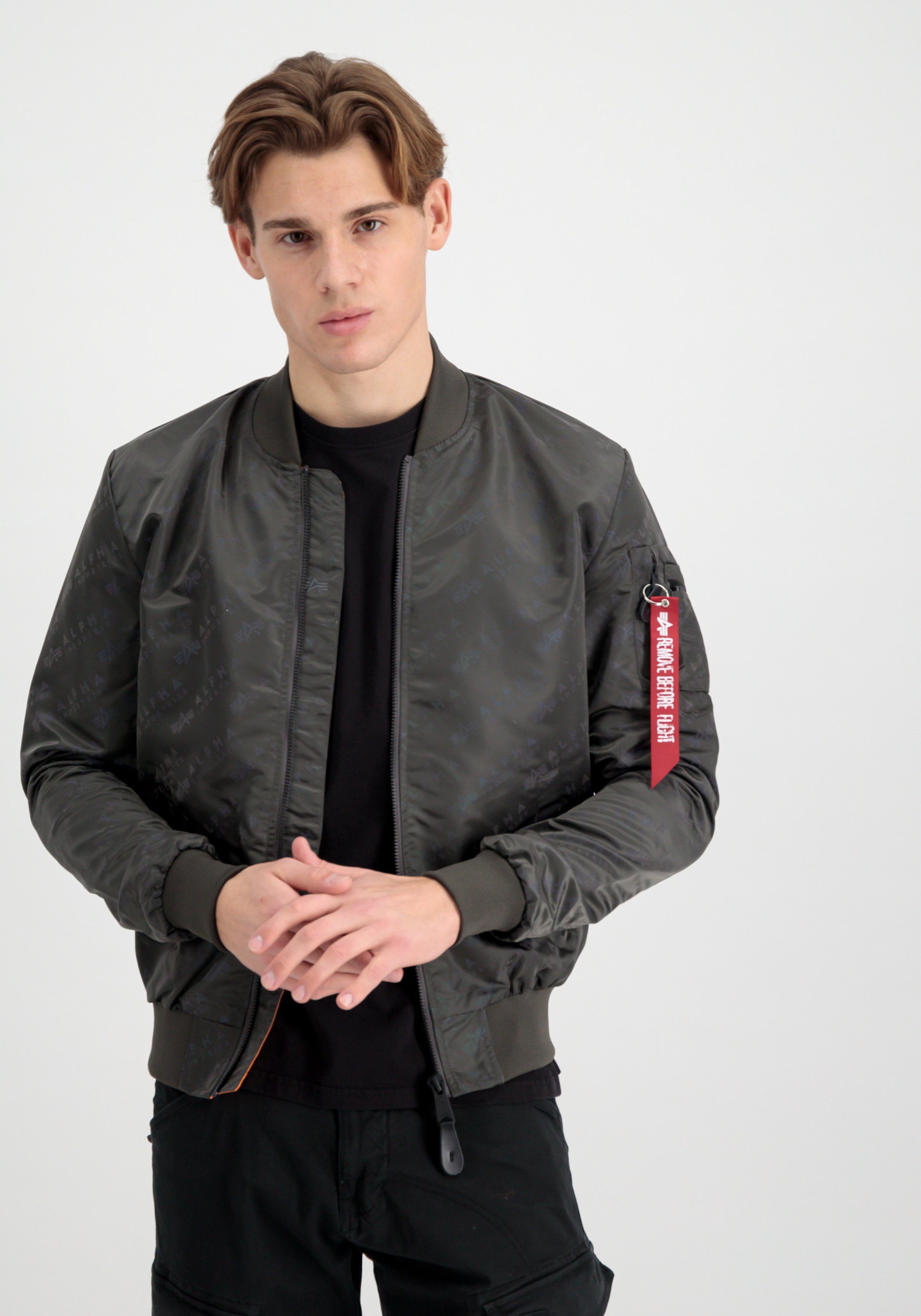 Alpha Industries Regenjack Alpha Industries Men - Bomber Jackets MA-1 LW AOP Rainbow Ref.