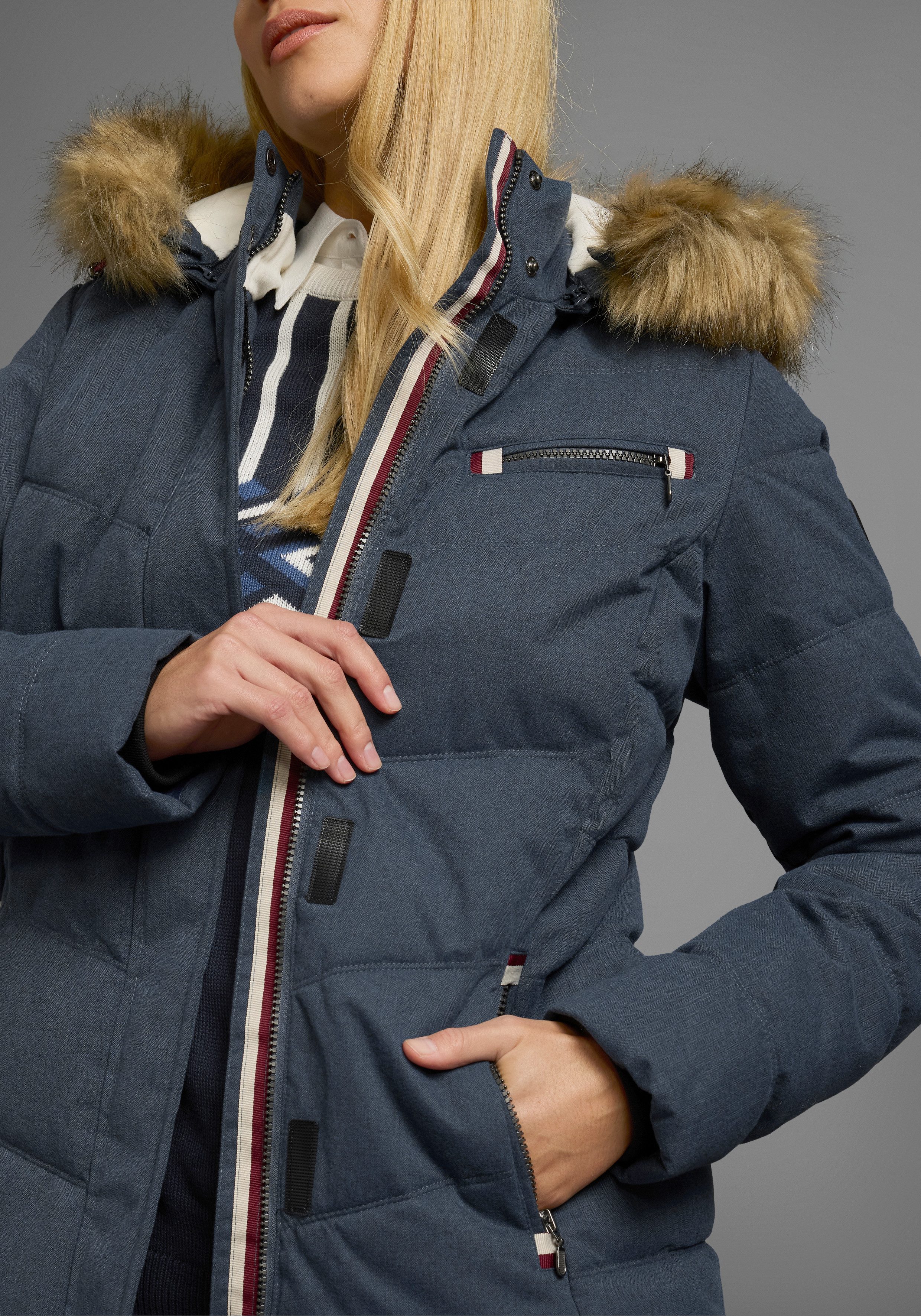 Polarino Gewatteerde jas met afneembare capuchon, met faux fur, veel zakken