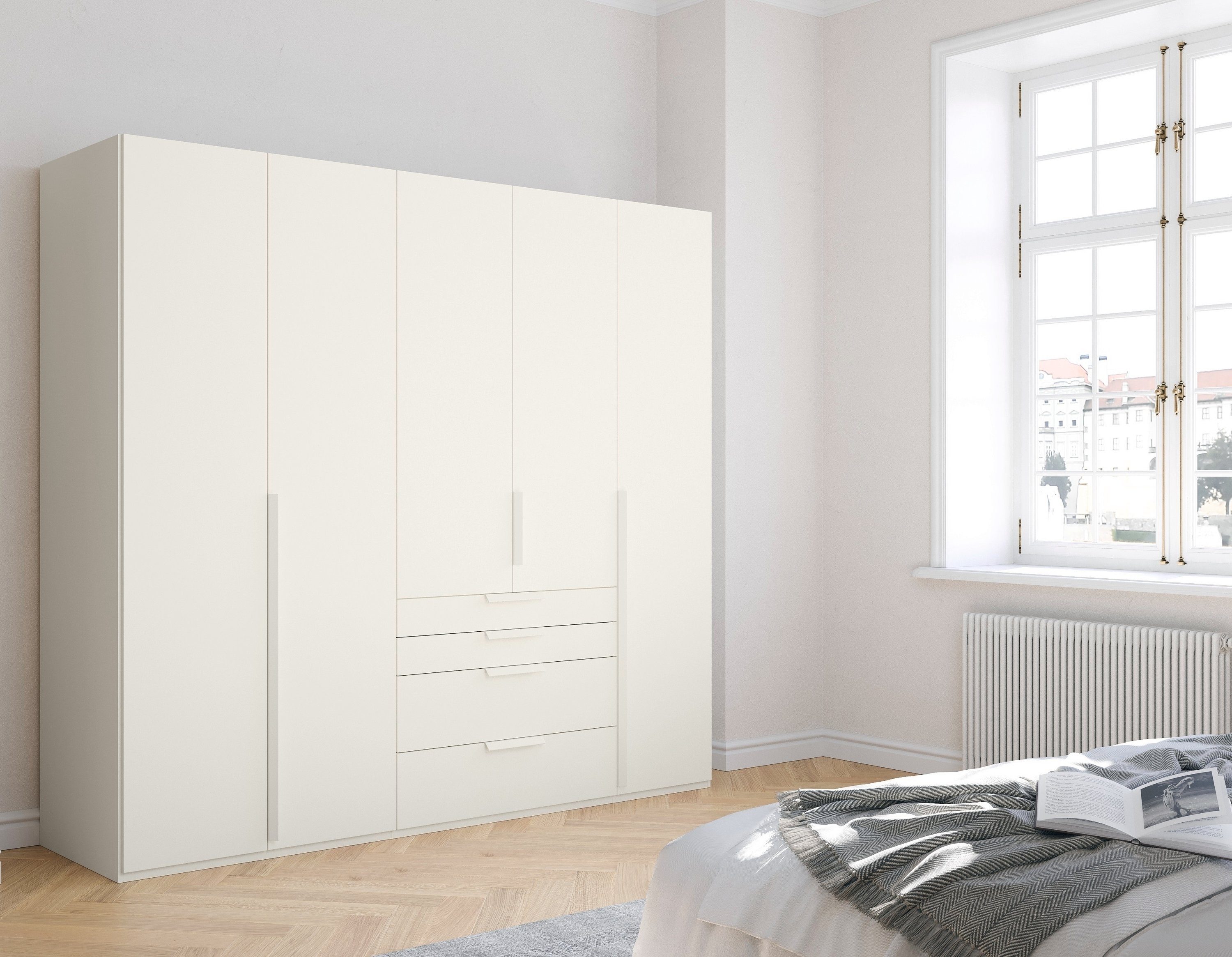 rauch Draaideurkast Purisma met laden en vele accessoires, met soft-closefunctie