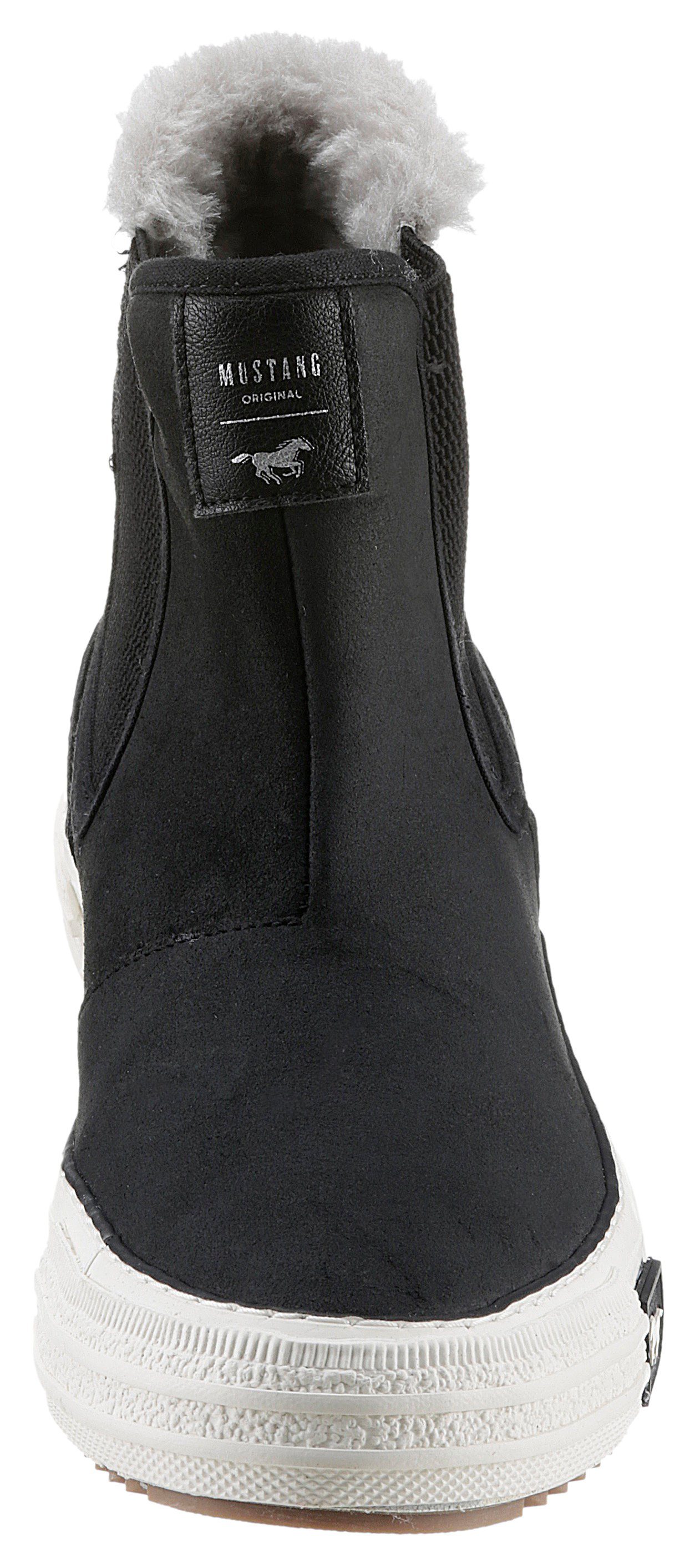 Mustang Shoes Chelsea-boots met stretchinzet aan beide kanten