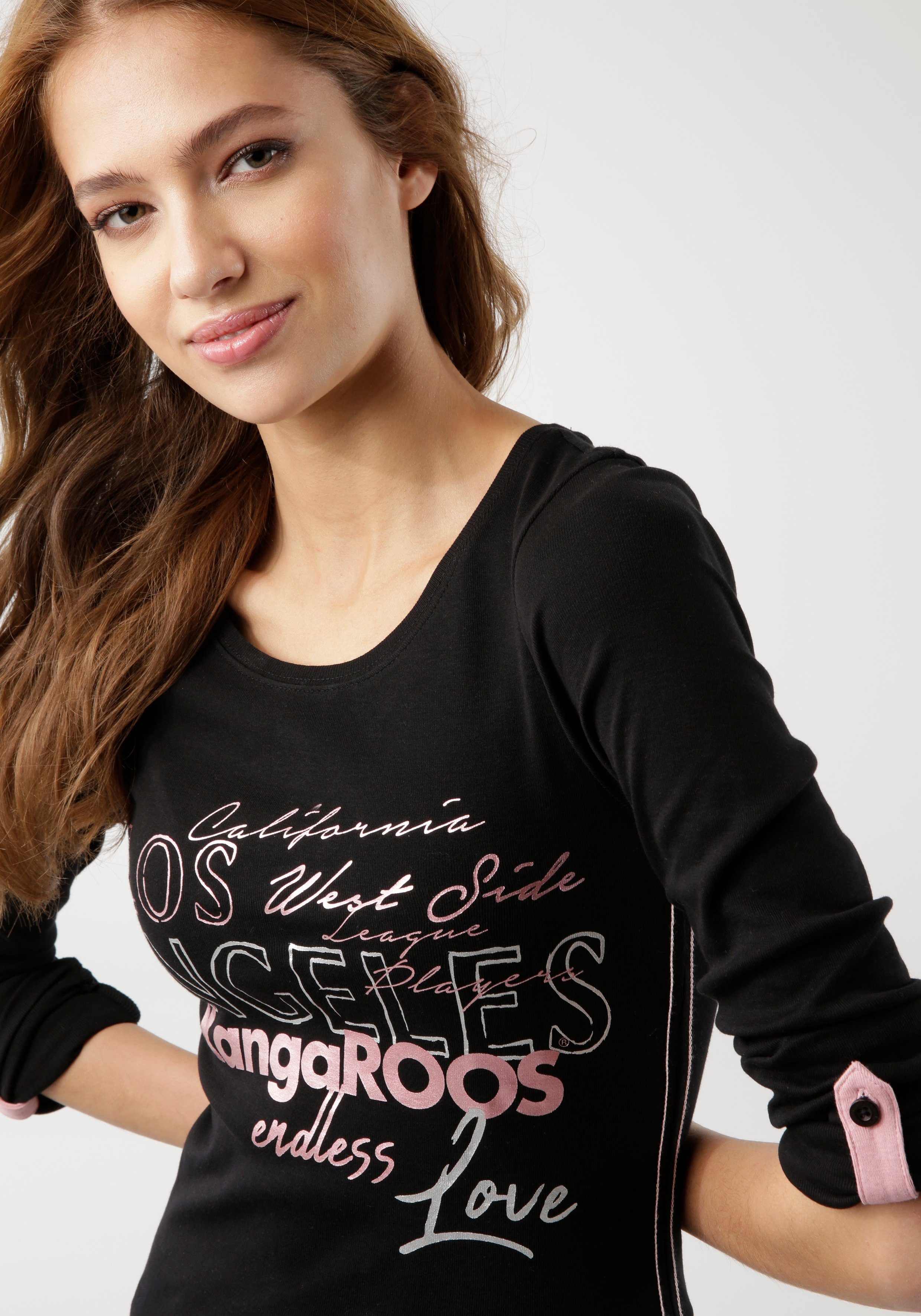 KangaROOS Shirt met lange mouwen zeer figuurvolgende pasvorm, van rekbare ribstof