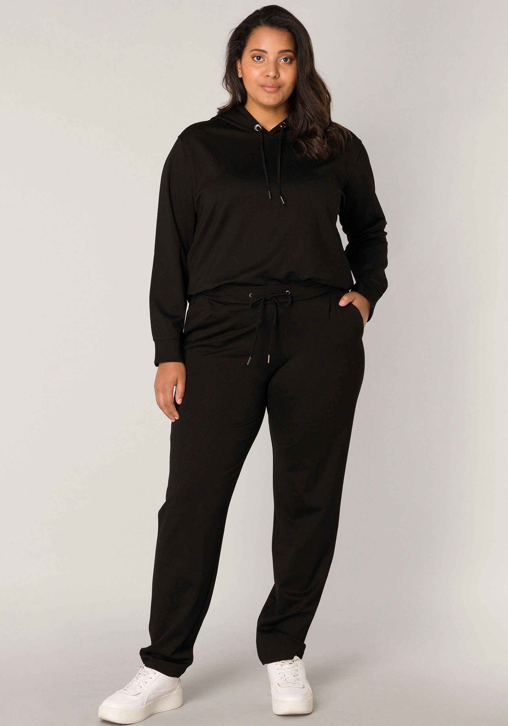 Base Level Curvy Sweatbroek BAS-YOANNA