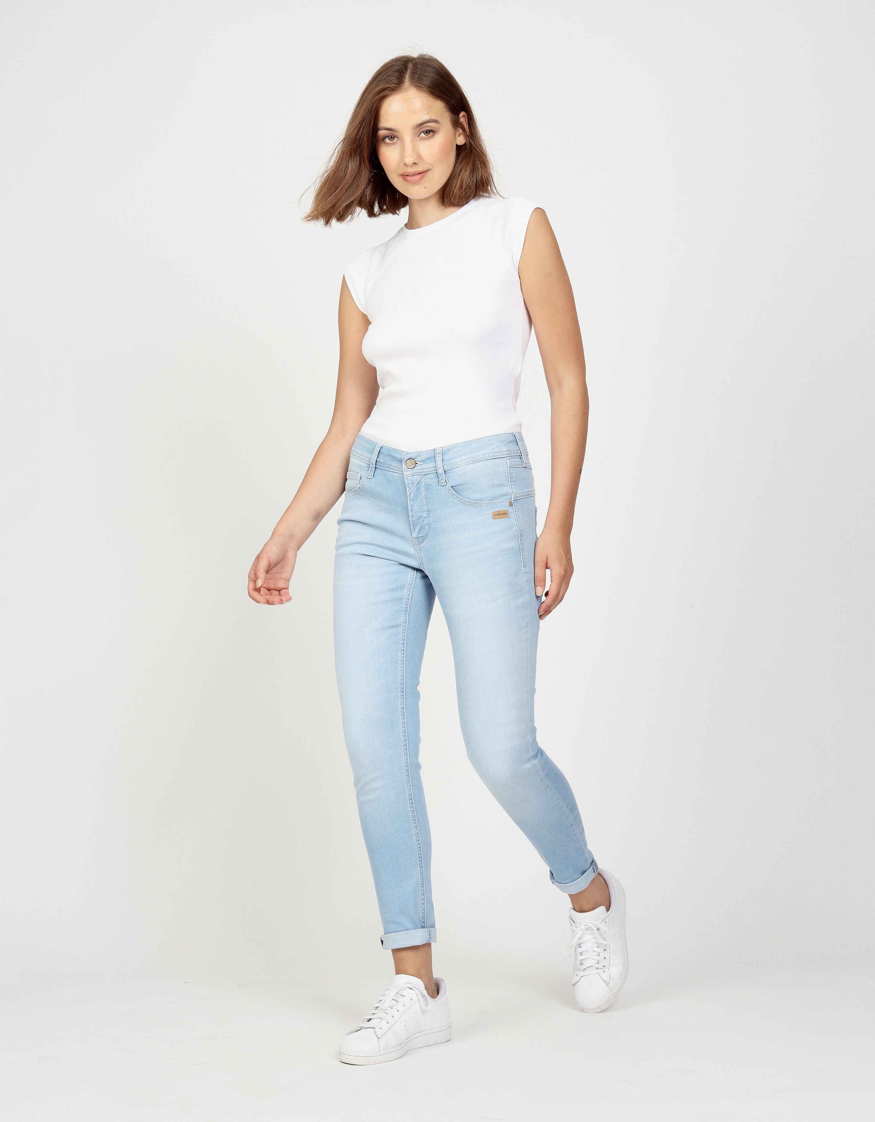 GANG Relax fit jeans 94AMELIE met dubbele rechter achterzak