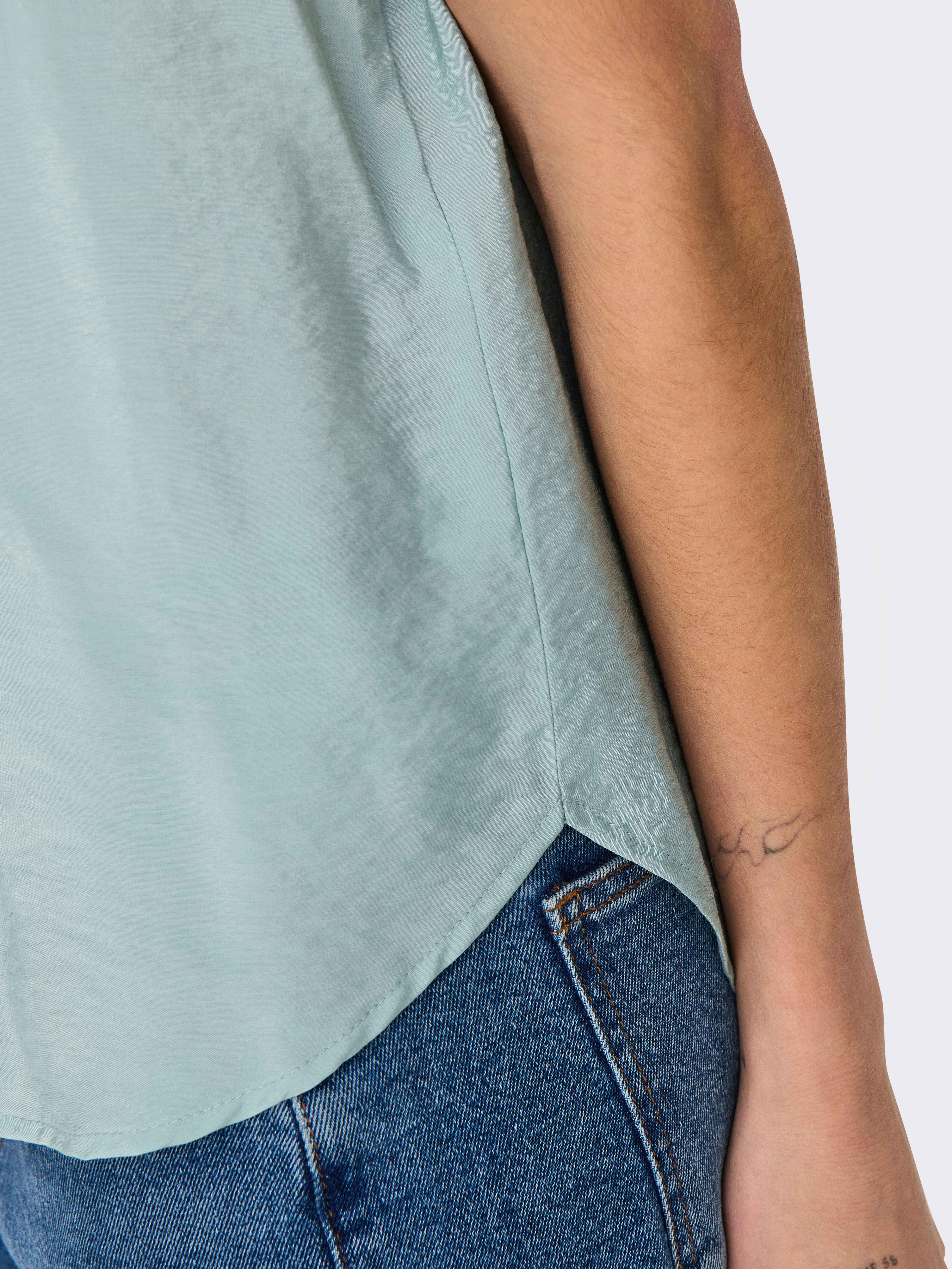 Only Shirt ONLAYA LIFE S/S O-NECK TOP NOOS PTM