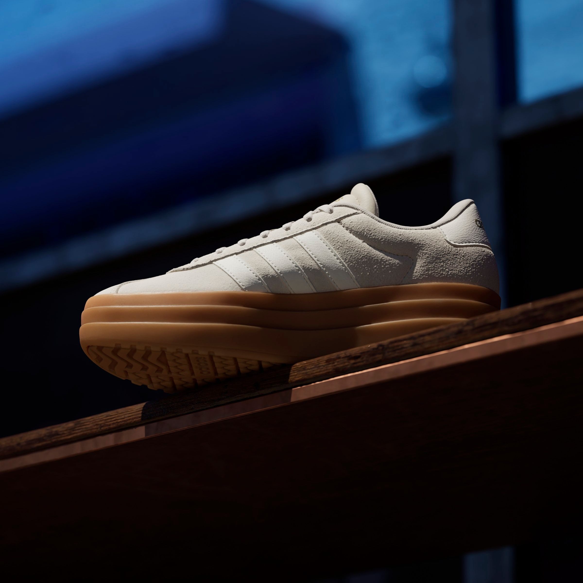 adidas Sportswear Sneakers VL COURT BOLD Design in de voetsporen van de adidas Gazelle Bold