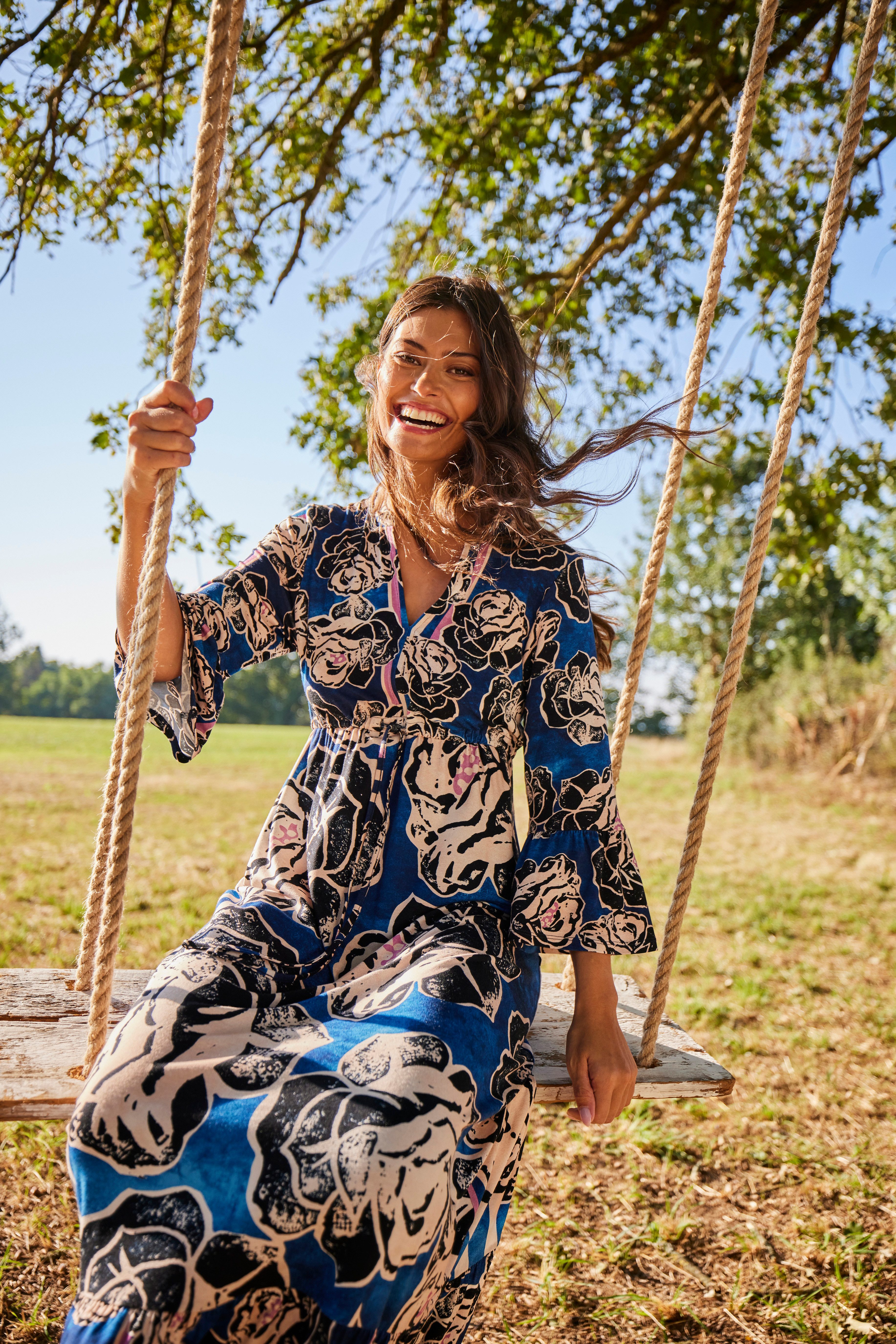 Aniston SELECTED Maxi-jurk met volant aan de 3/4-lange mouwen en aan de zoom - nieuwe kollectie