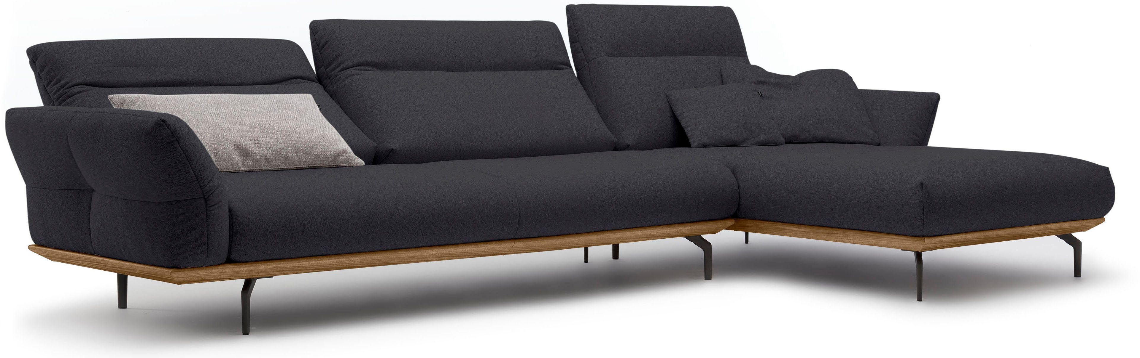 Creation BY ROLF BENZ Hoekbank CR.460 Sokkel in walnotenhout, onderstel in umbra grijs, breedte 338 cm