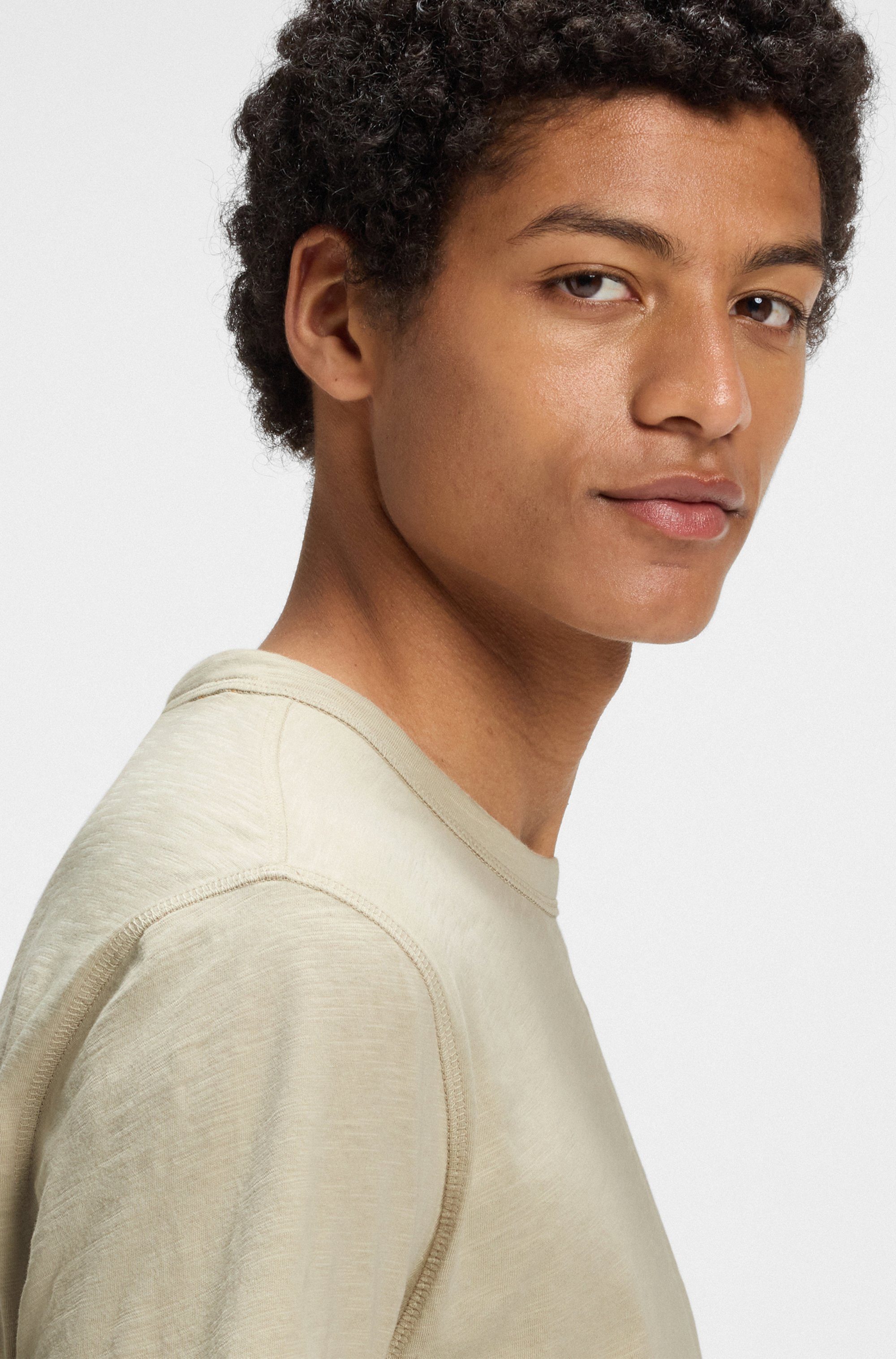 Boss Orange T-shirt Tegood met een ronde hals