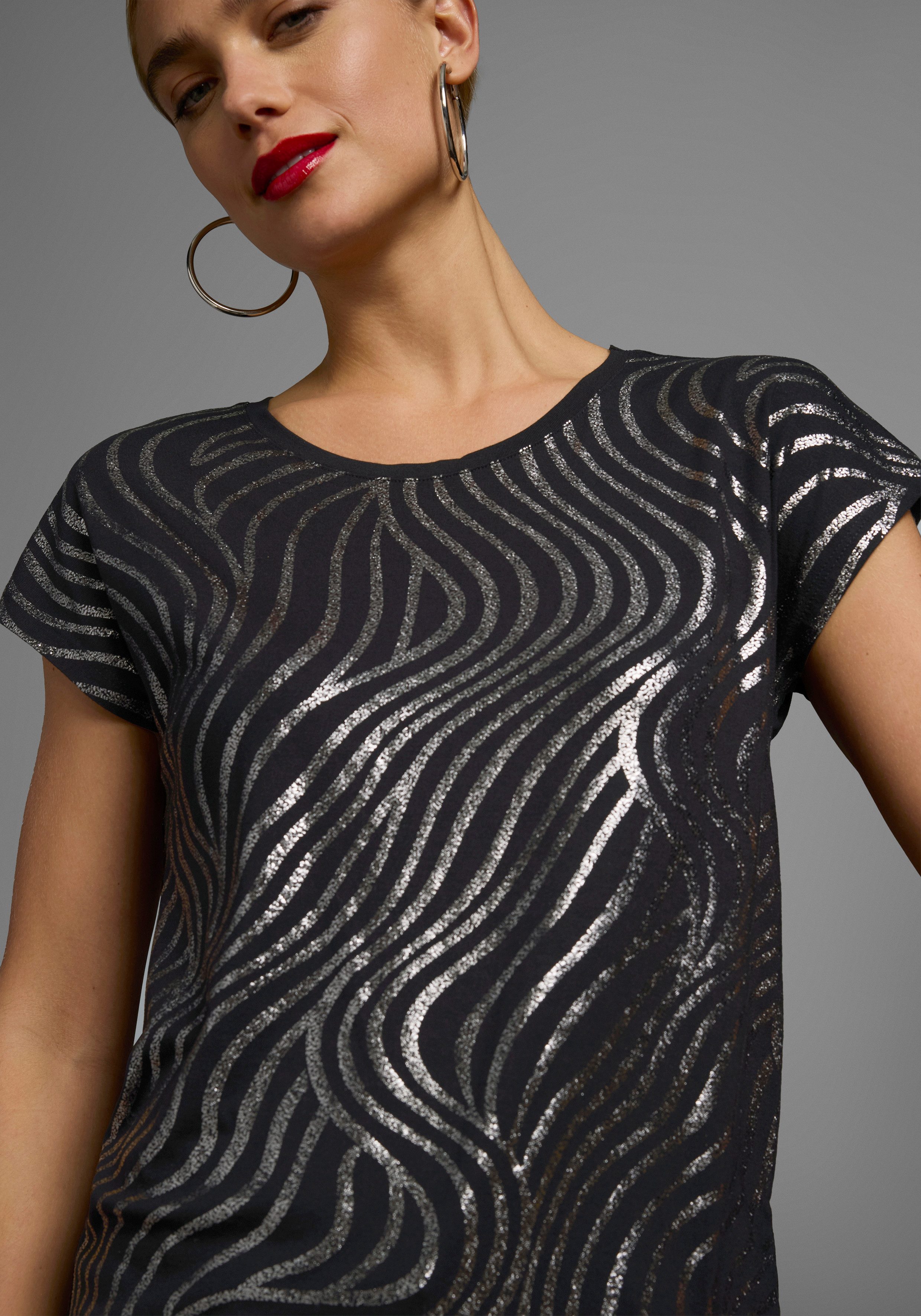 Laura Scott Shirt met ronde hals Korte mouwen, figuurvolgend, van elastische single jersey