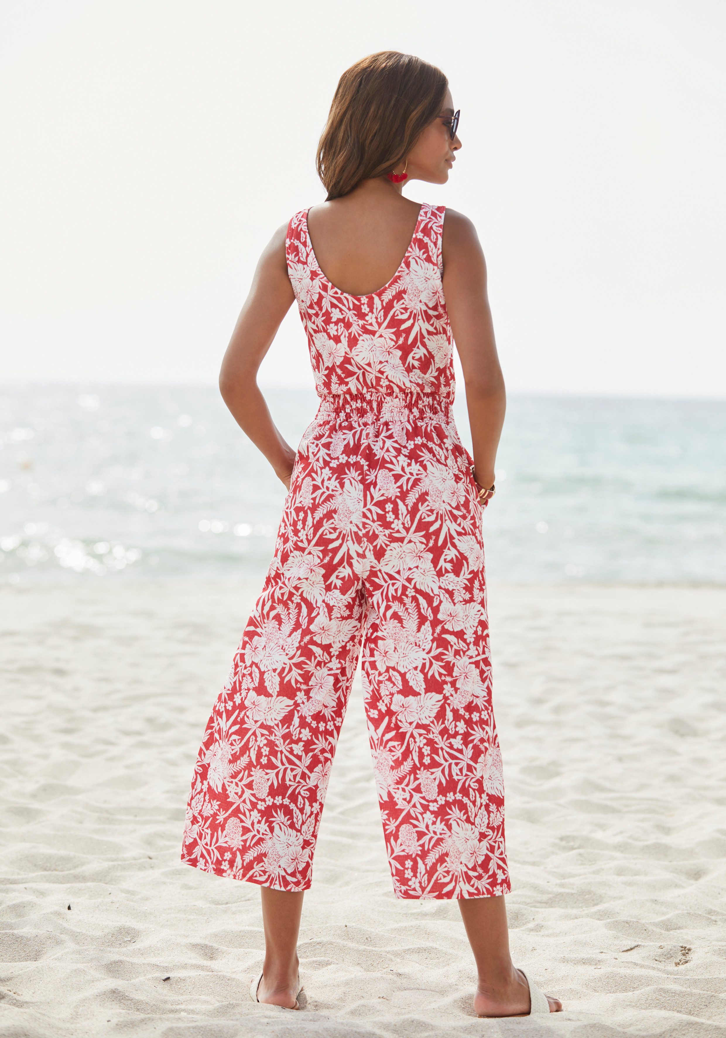 Lascana Jumpsuit met wikkel-look en v-hals