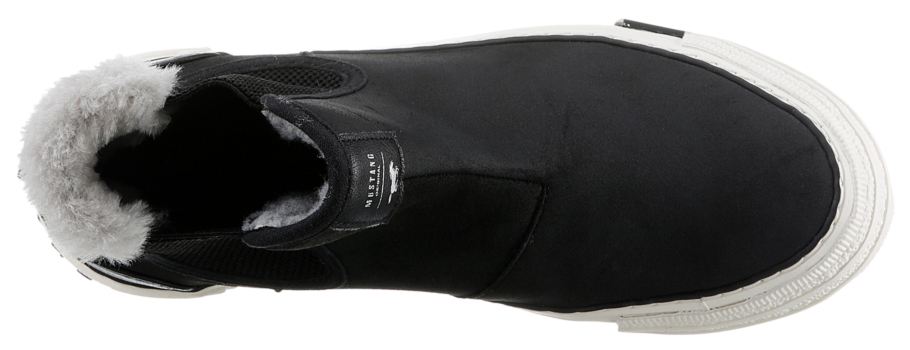 Mustang Shoes Chelsea-boots met stretchinzet aan beide kanten