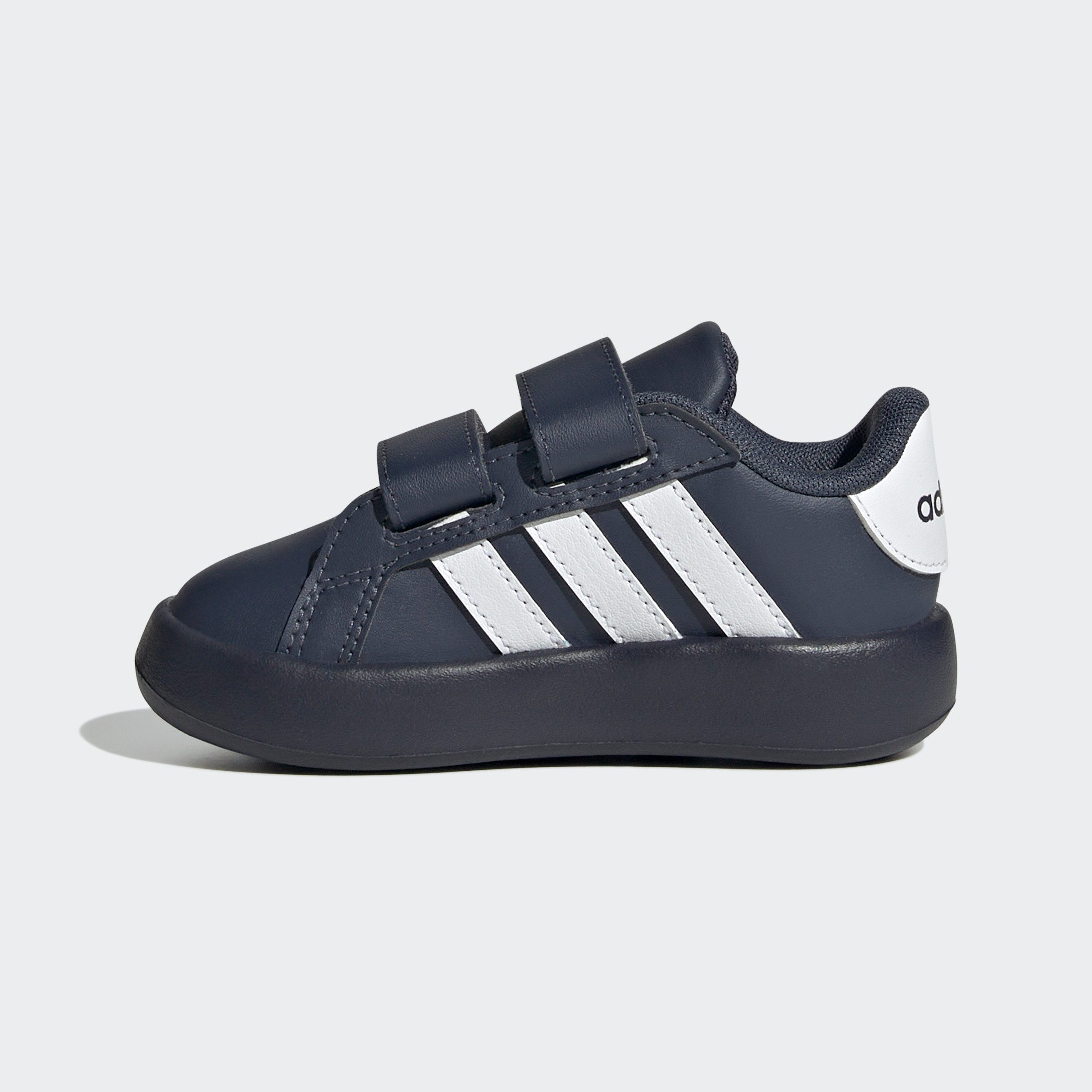 adidas Sportswear Klittenbandschoenen GRAND COURT 2.0 KIDS Design geïnspireerd op de adidas Superstar, voor kinderen