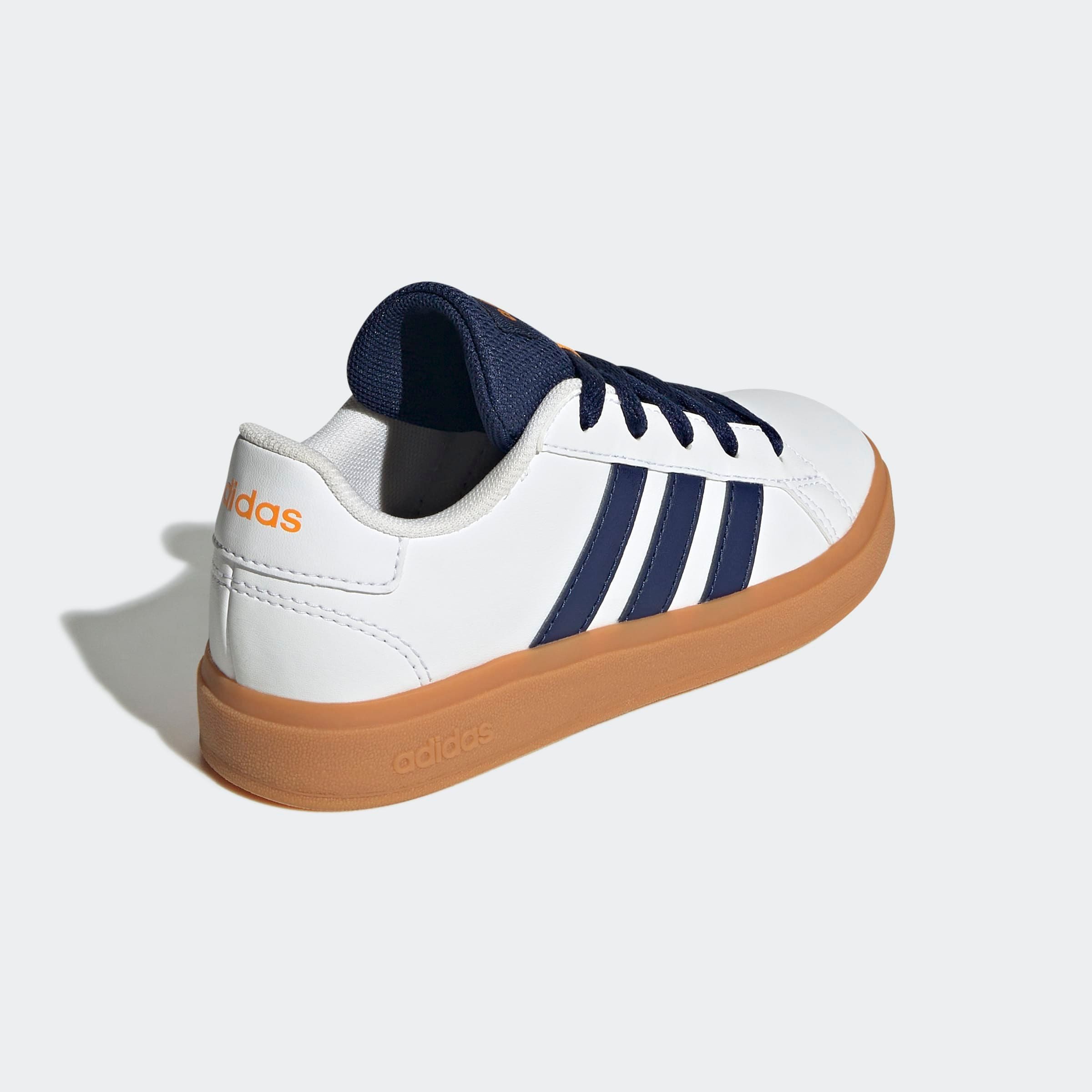 adidas Sportswear Sneakers GRAND COURT LIFESTYLE TENNIS LACE-UP Design geïnspireerd op de adidas Superstar
