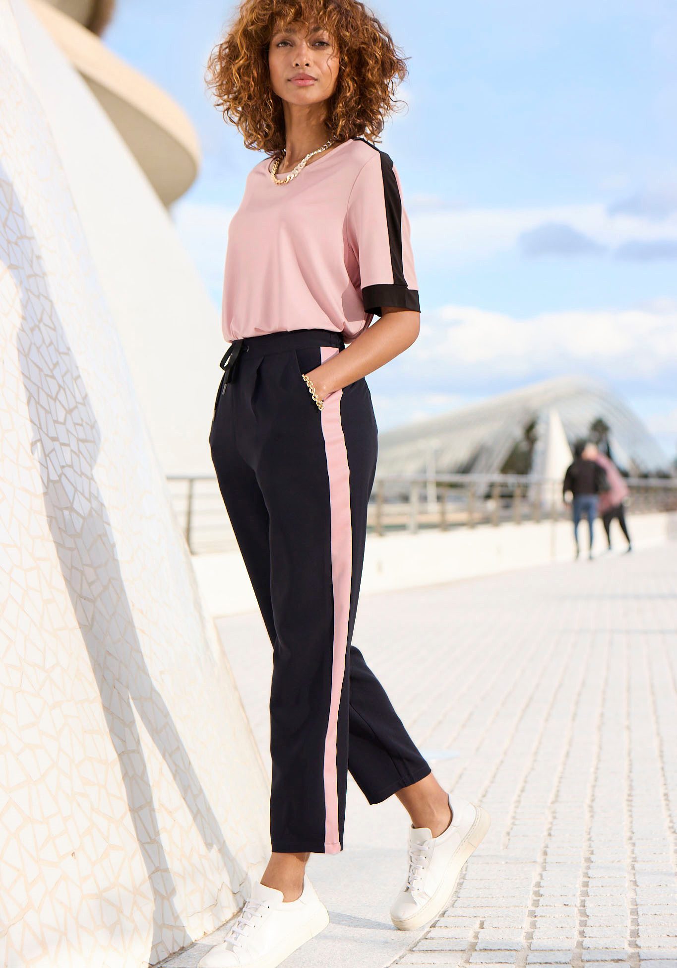 Vivance Comfortbroek met sportieve contraststrepen