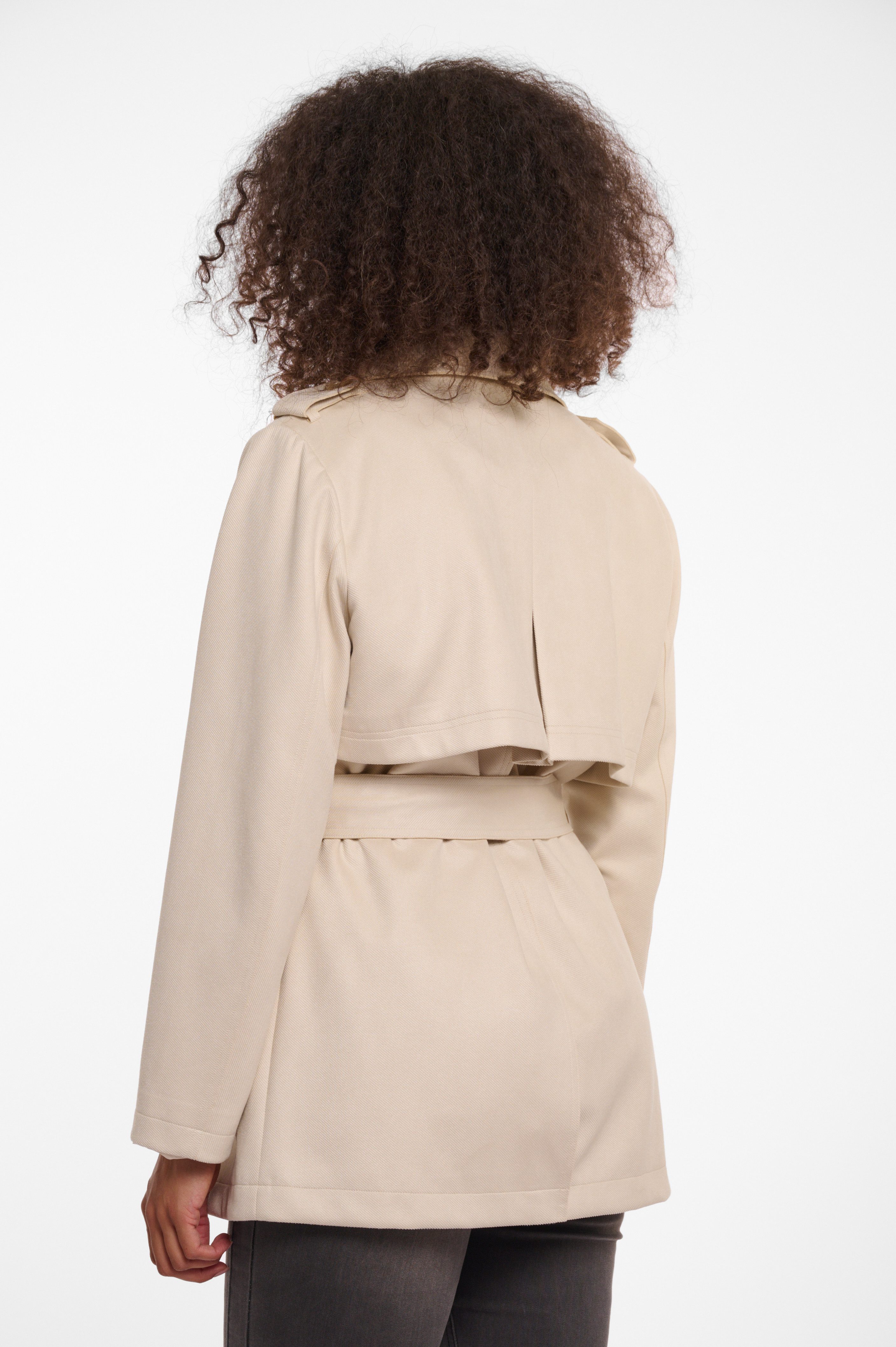 Rino & Pelle Trenchcoat CAATJE met een bindceintuur