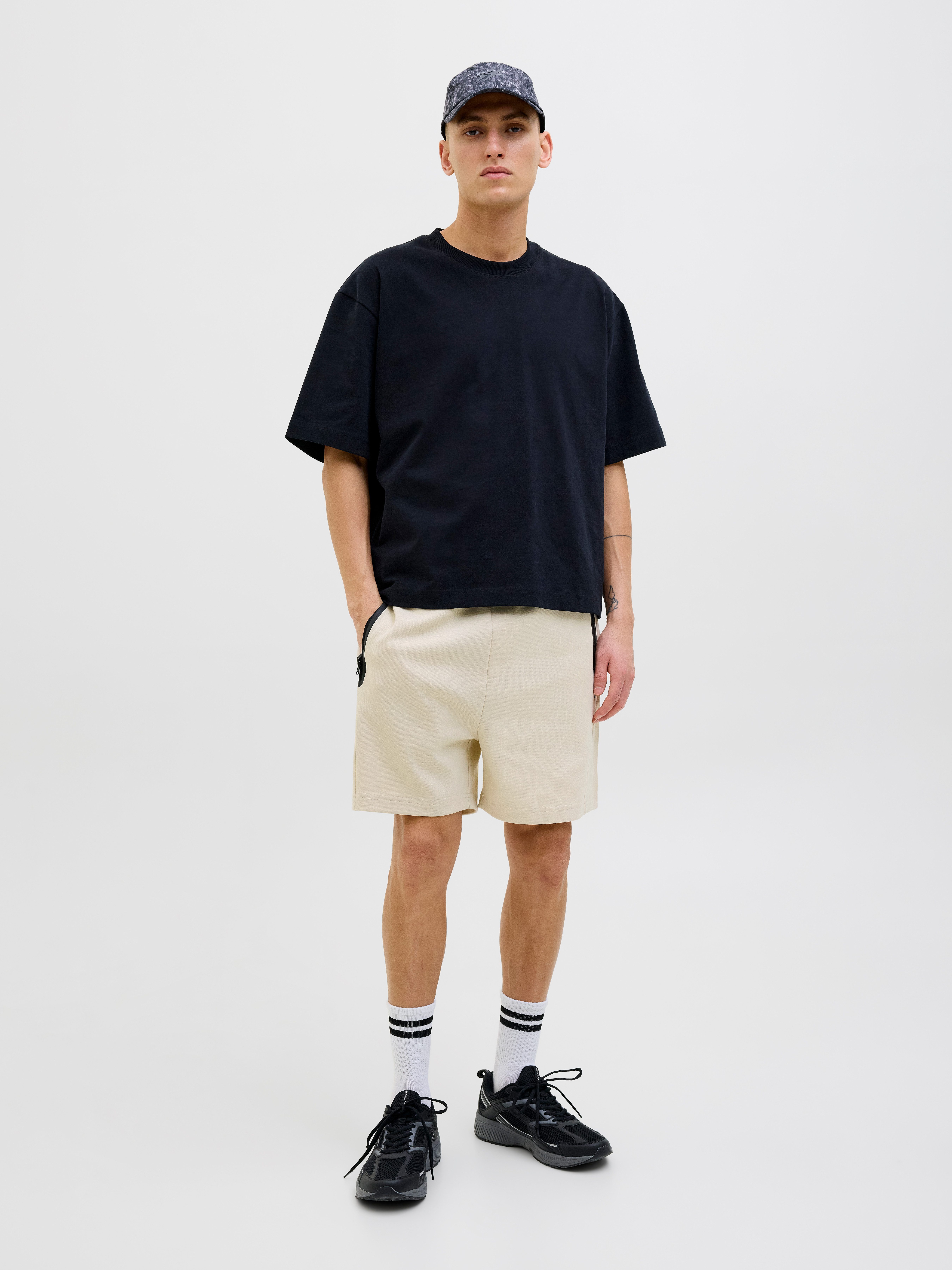 Jack & Jones Relaxshorts JPSTGORDON FUSION SWEAT SHORTS SRT SN