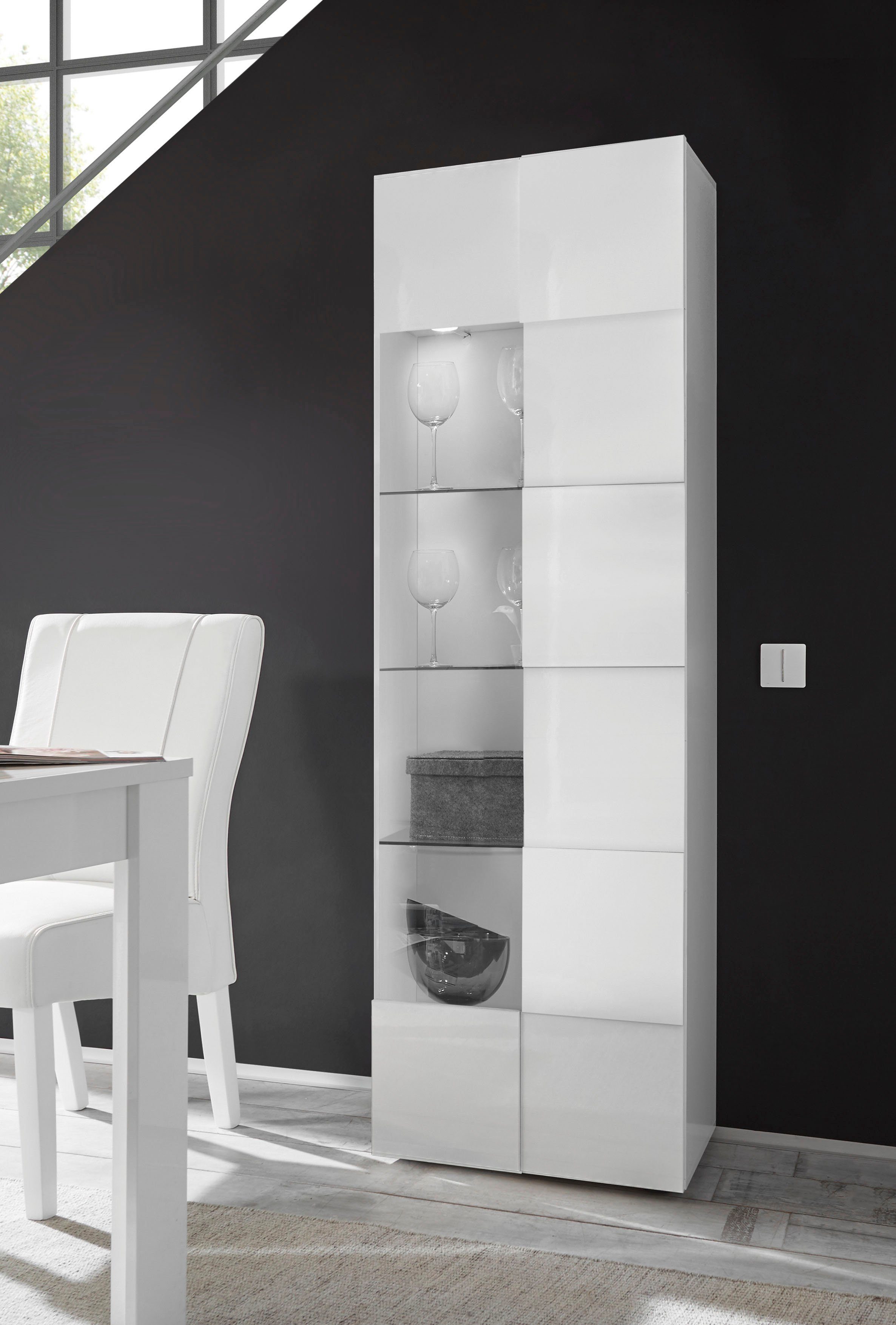 INOSIGN Vitrinekast Dama hoogte 187 cm, breedte 60 cm, opberg vitrine met 1 deur Staande vitrine - front in 3D-uiterlijk, veel opbergruimte, verschillende kleuren