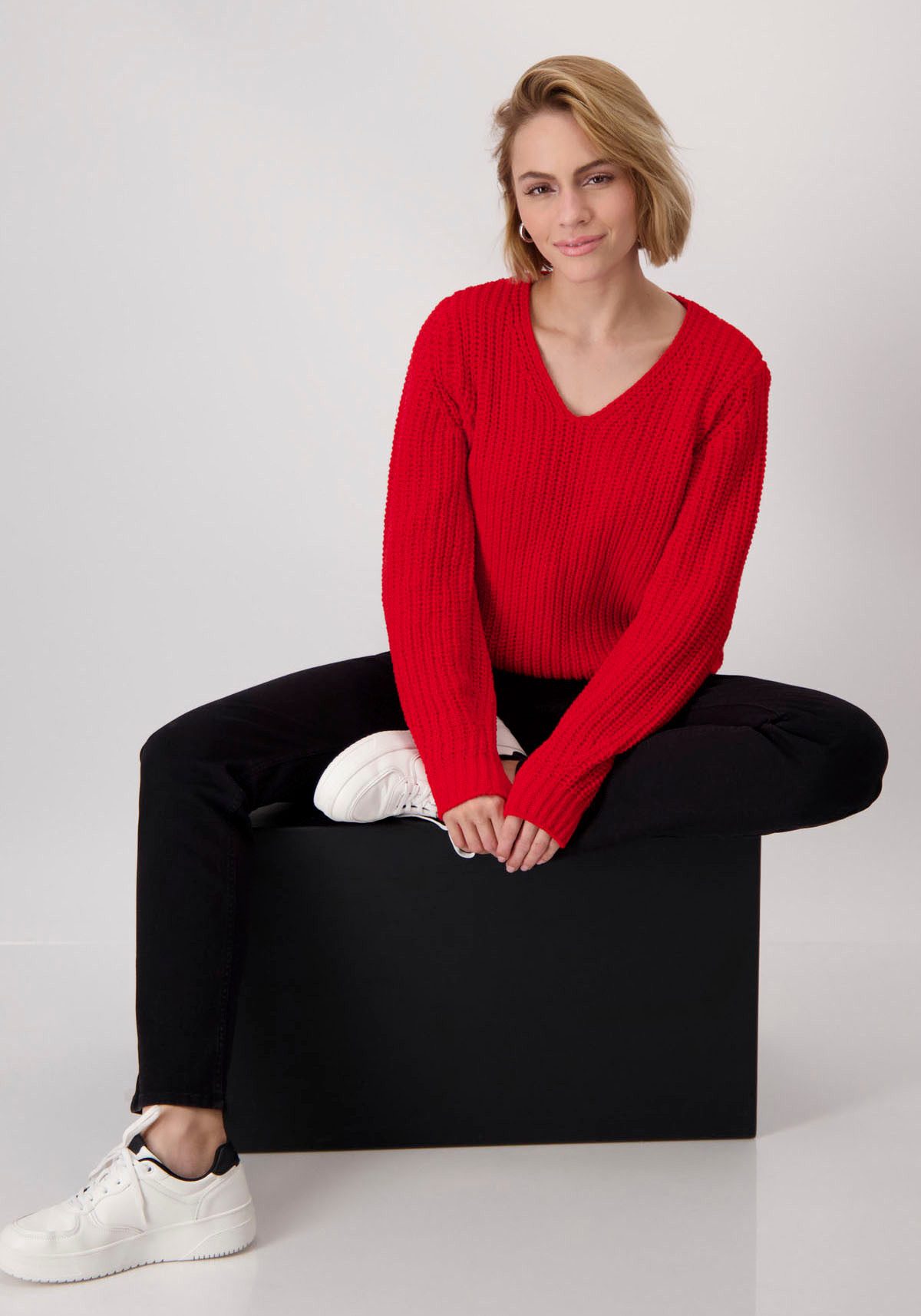 Monari Trui met V-hals Pullover Chenille V gemaakt van chenillegaren
