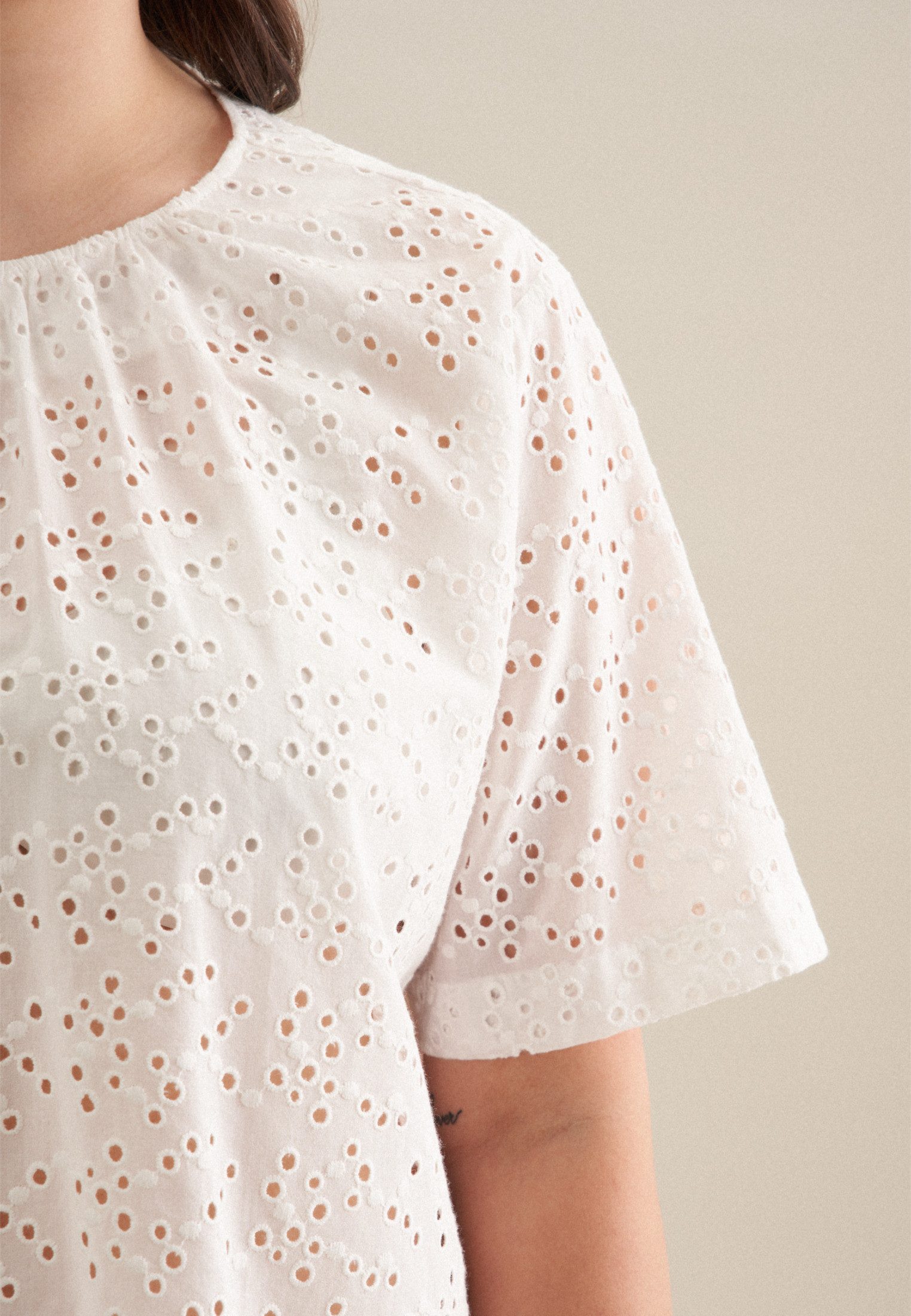 seidensticker Overhemdblouse Zwarte roos Korte mouwen ronde hals borduursel