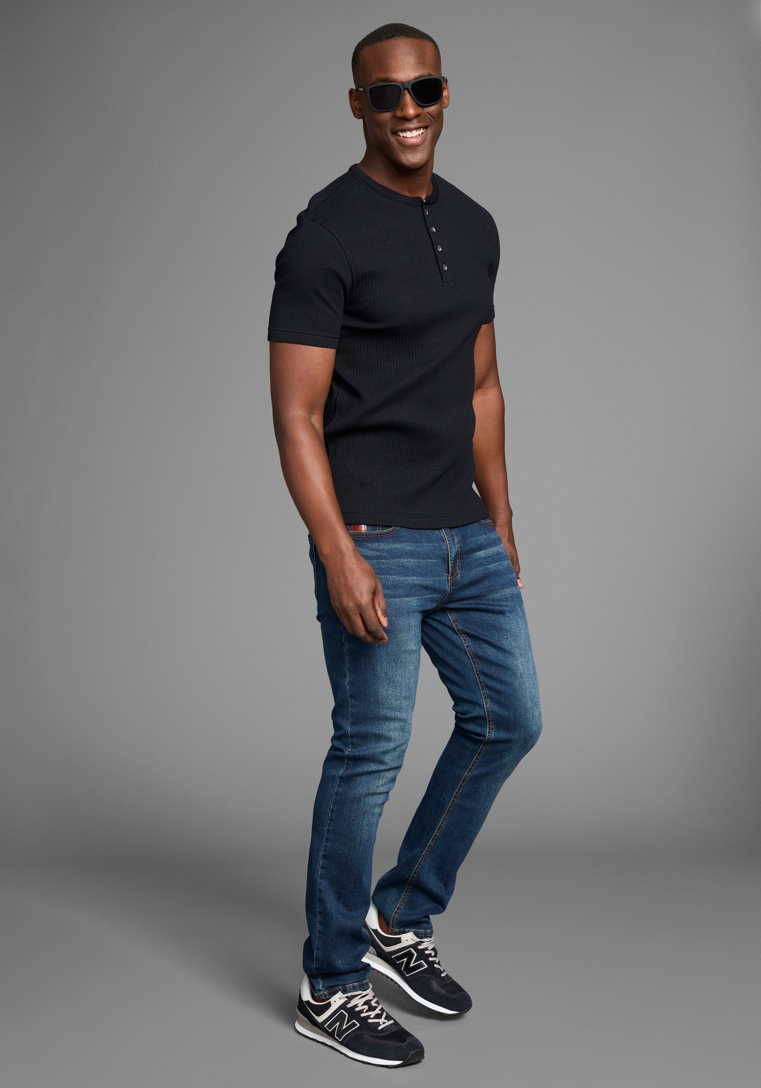 Bruno Banani Henleyshirt in elastische ribkwaliteit