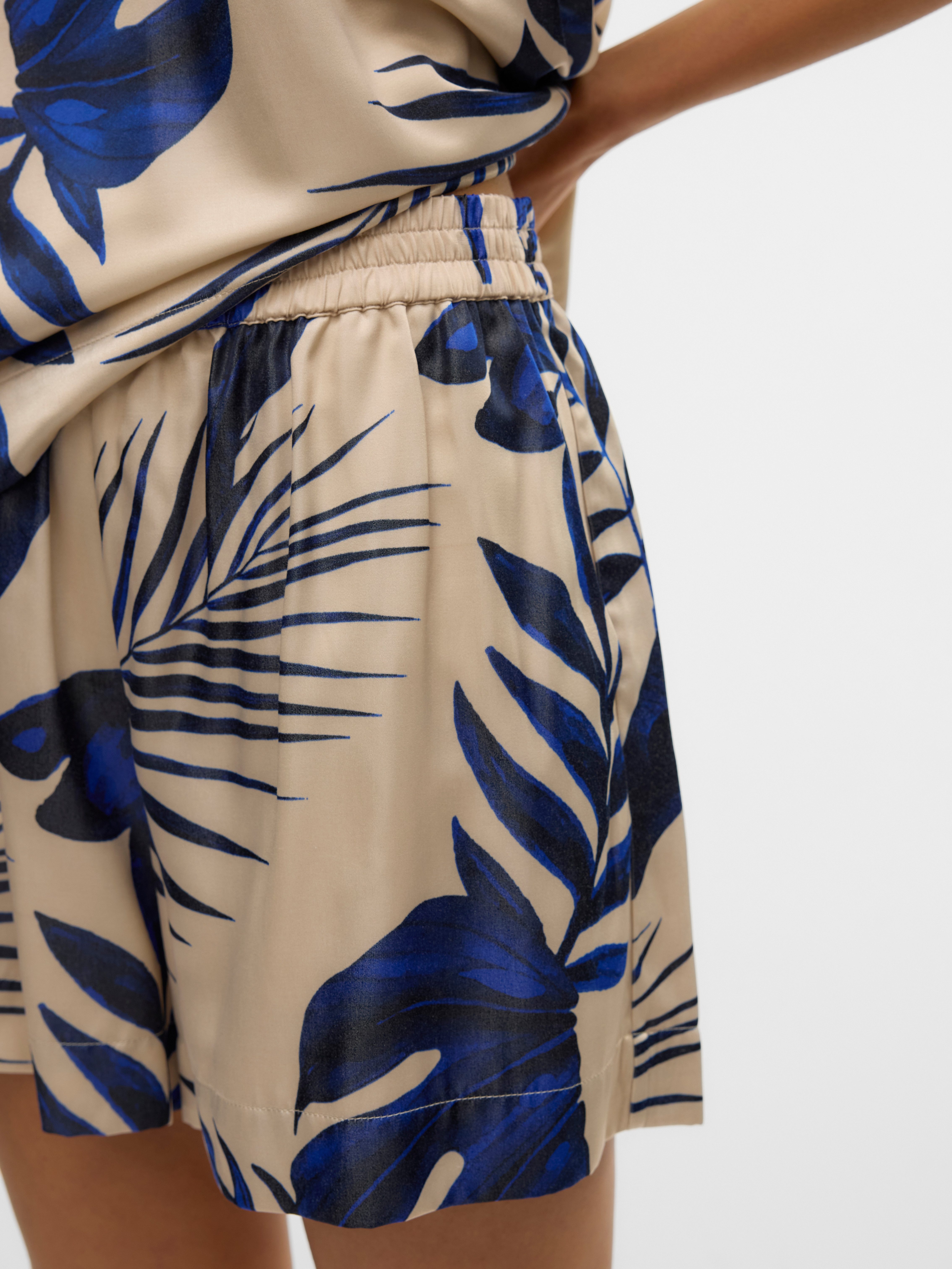 Vero Moda Short VMVINA HW SHORTS WVN GA