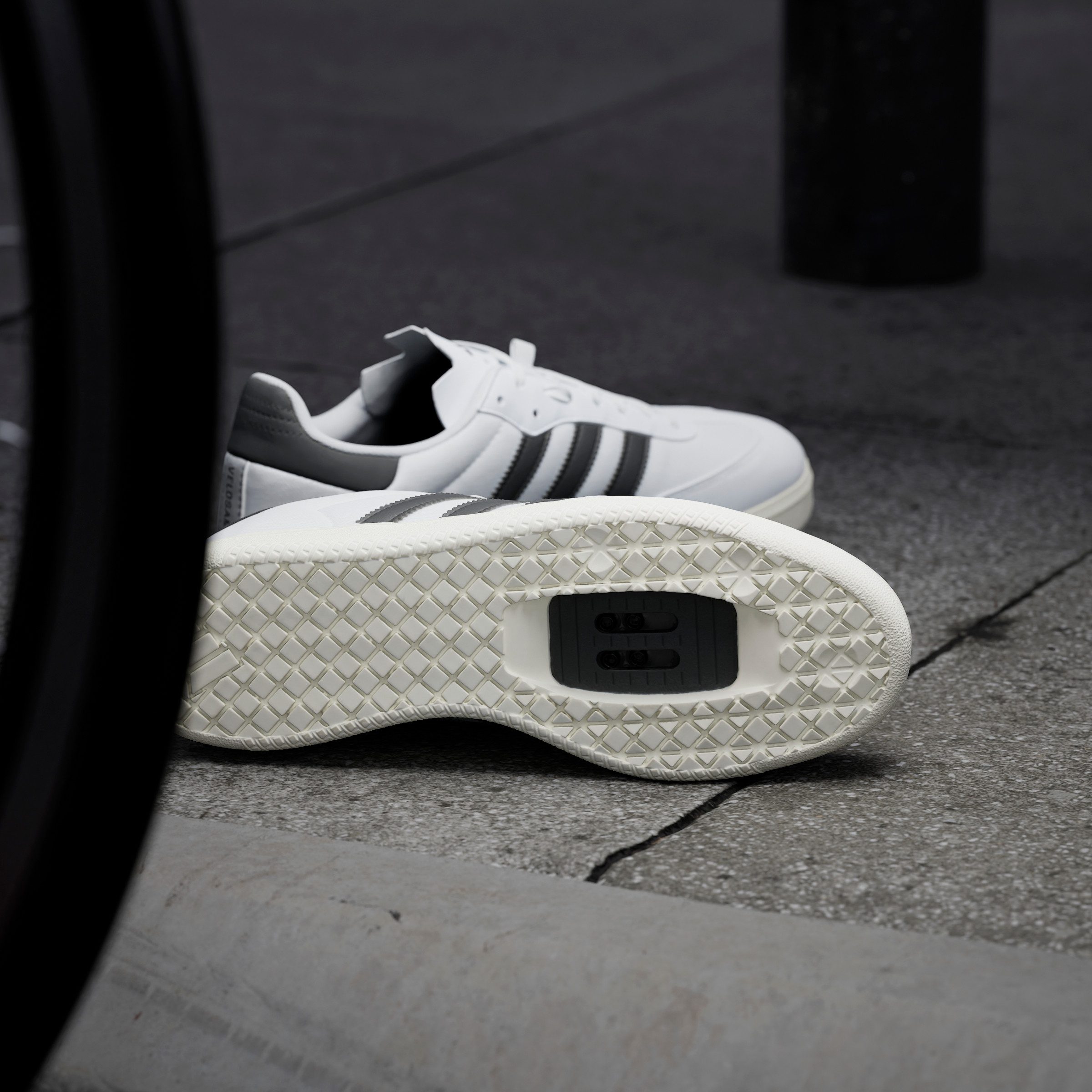 adidas Performance Sneakers THE CYCLING VELOSAMBA MADE WITH NATURE