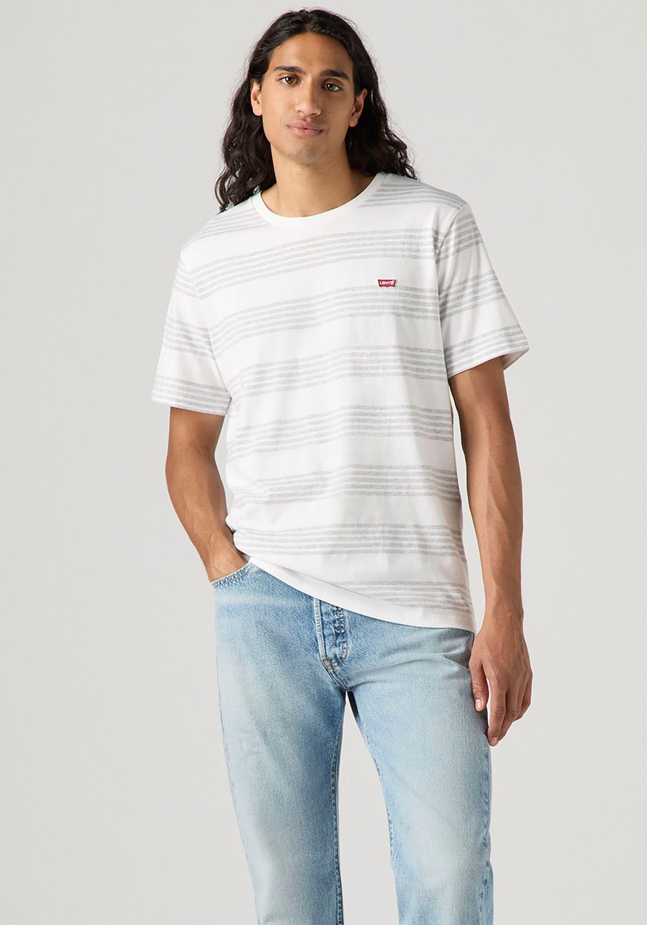 Levi's® T-shirt met gestreept patroon