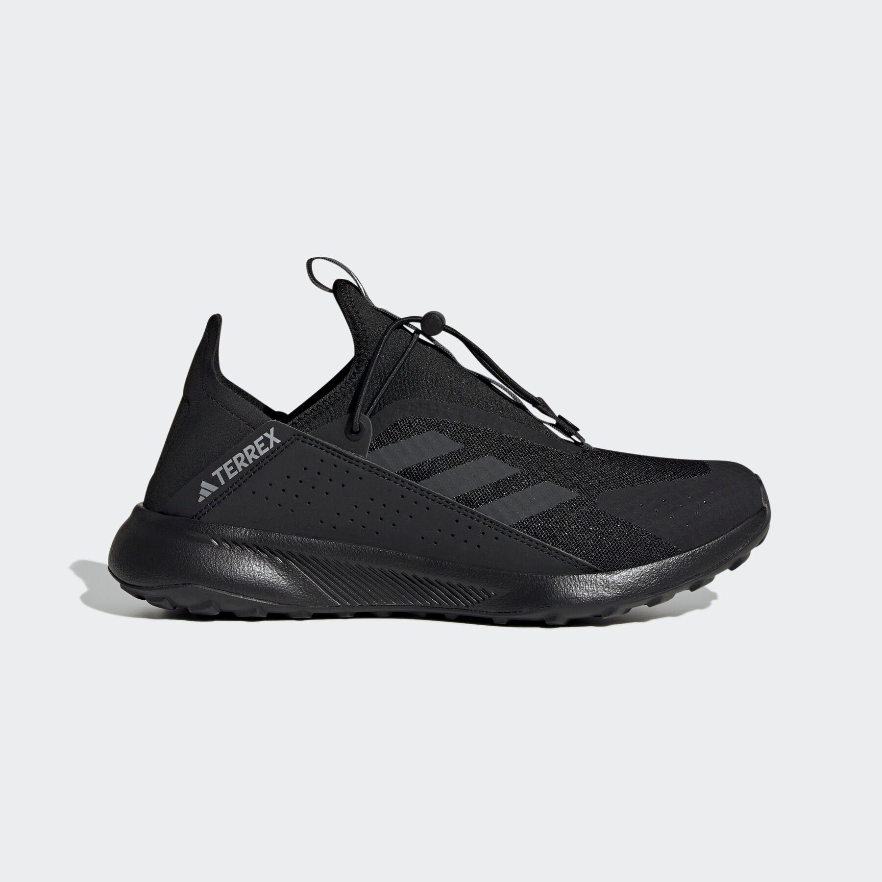 Adidas terrex voyager sales slip on