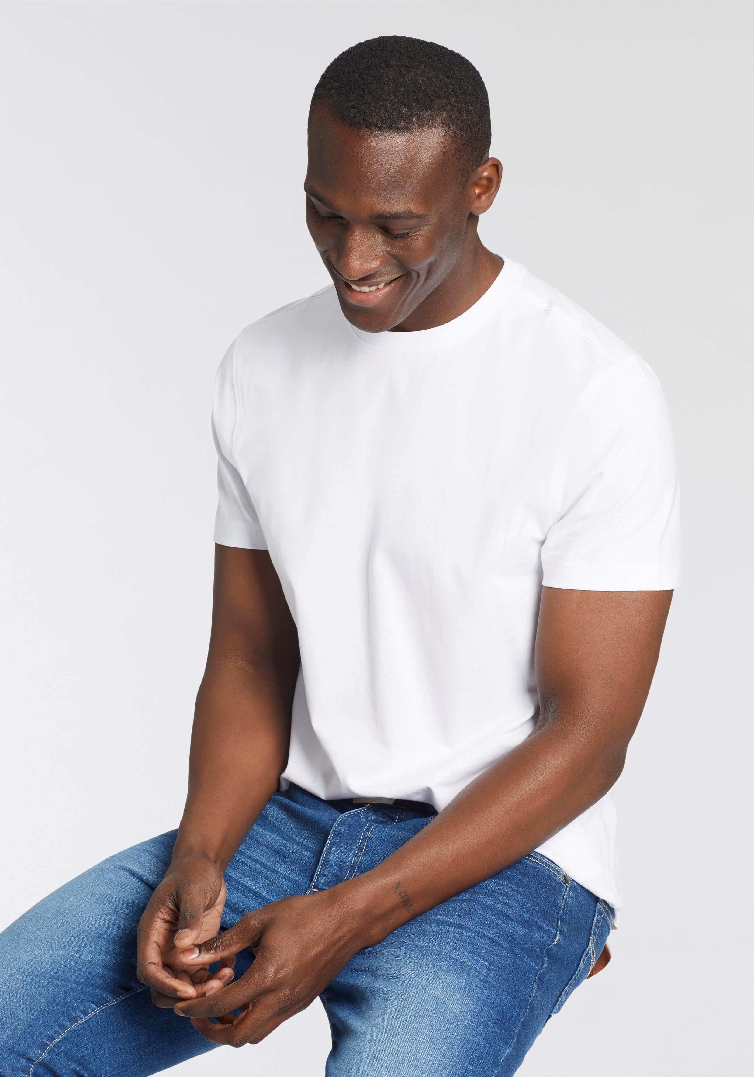 Man's World Shirt met ronde hals Korte mouw, effen kleur, ronde hals, van katoen(2-delig, Set van 2)