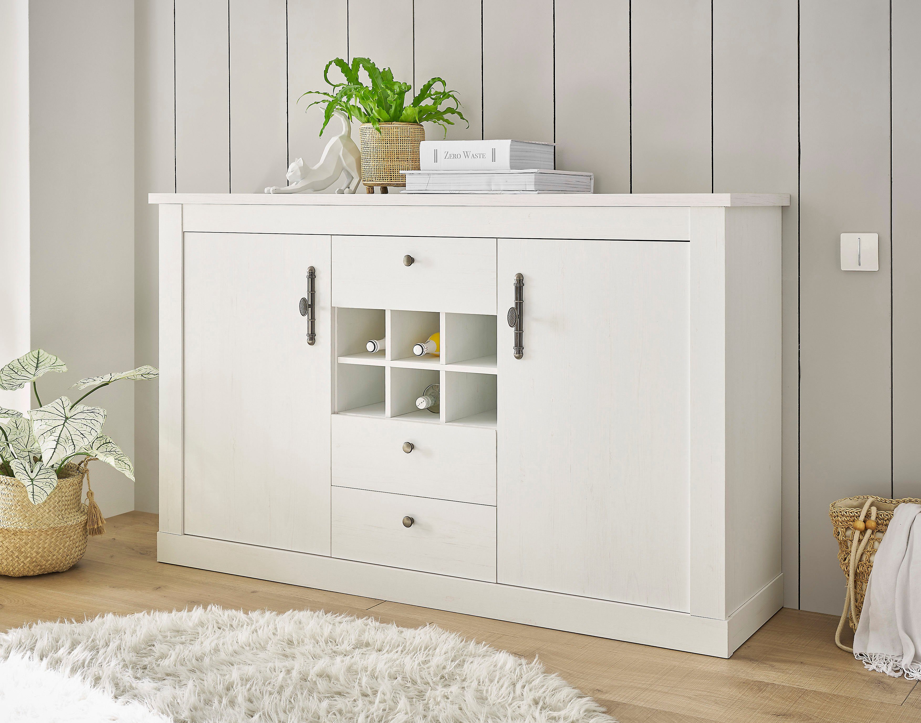 Home affaire Dressoir Ravenna in romantische landelijke stijl, grepen van metaal, breedte 166 cm dressoirs wit