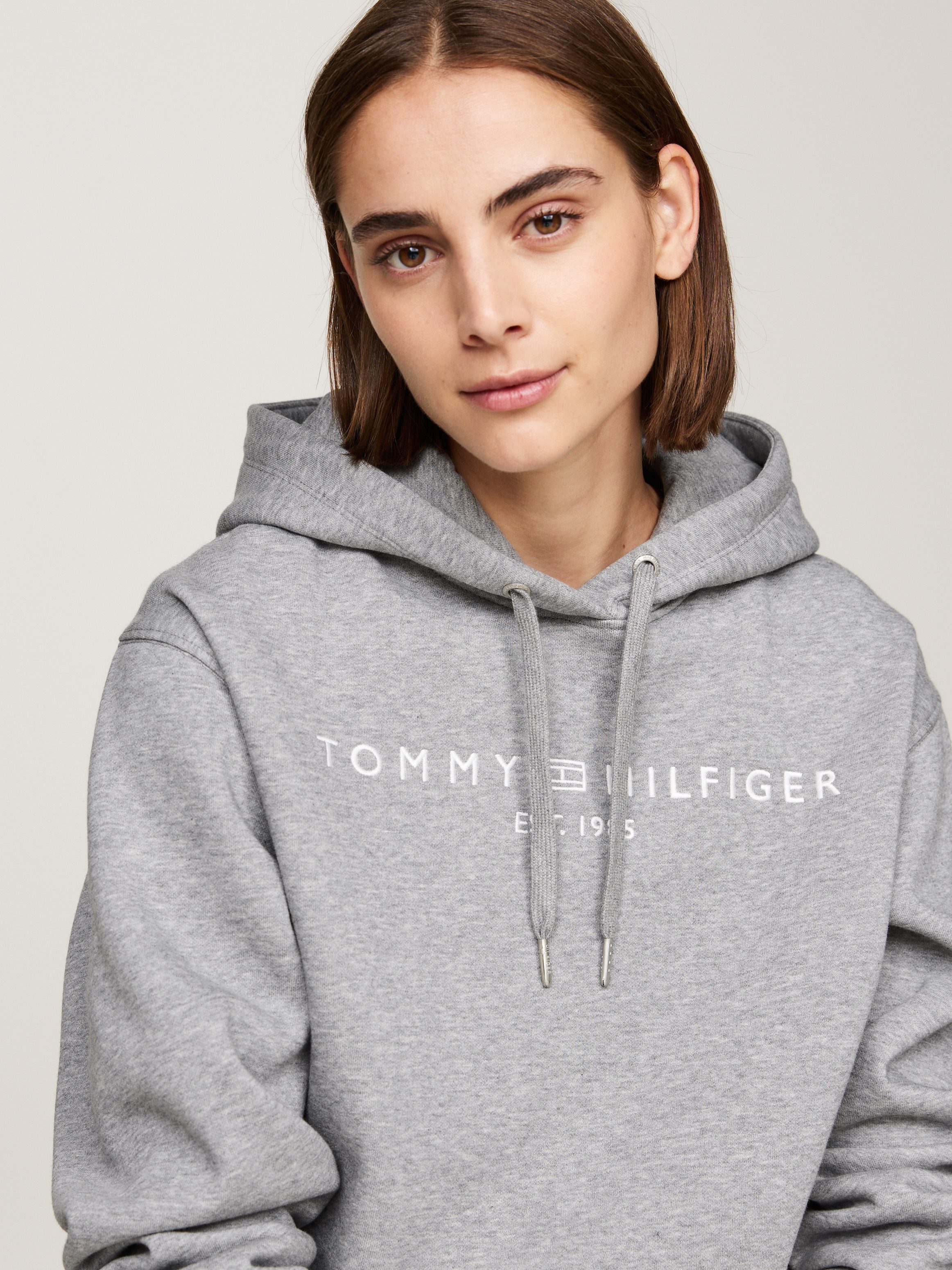 Tommy Hilfiger Hoodie MDRN REG CORP LOGO HOODIE met geborduurd logo-opschrift