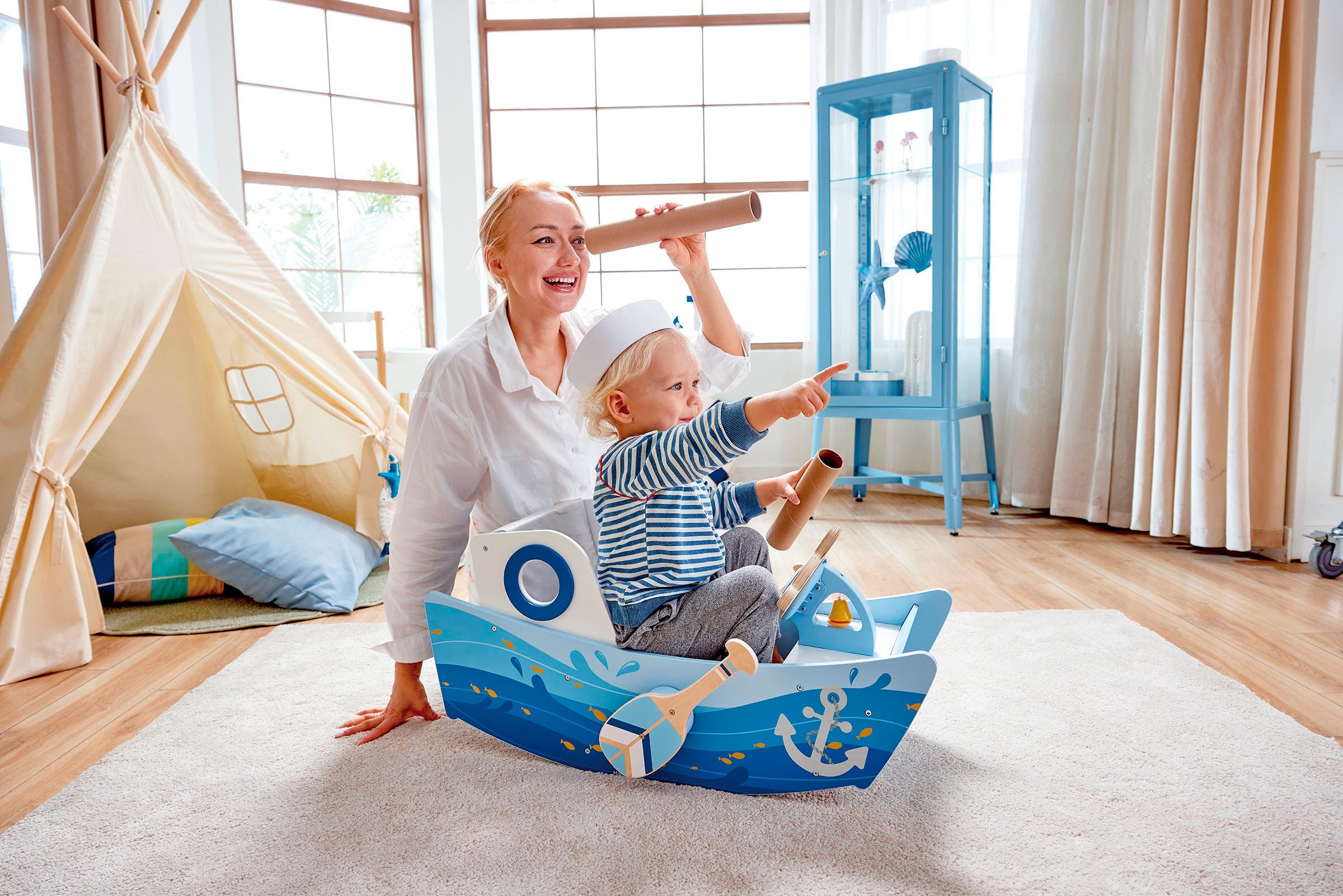 Hape Schommelboot Met stuurwiel