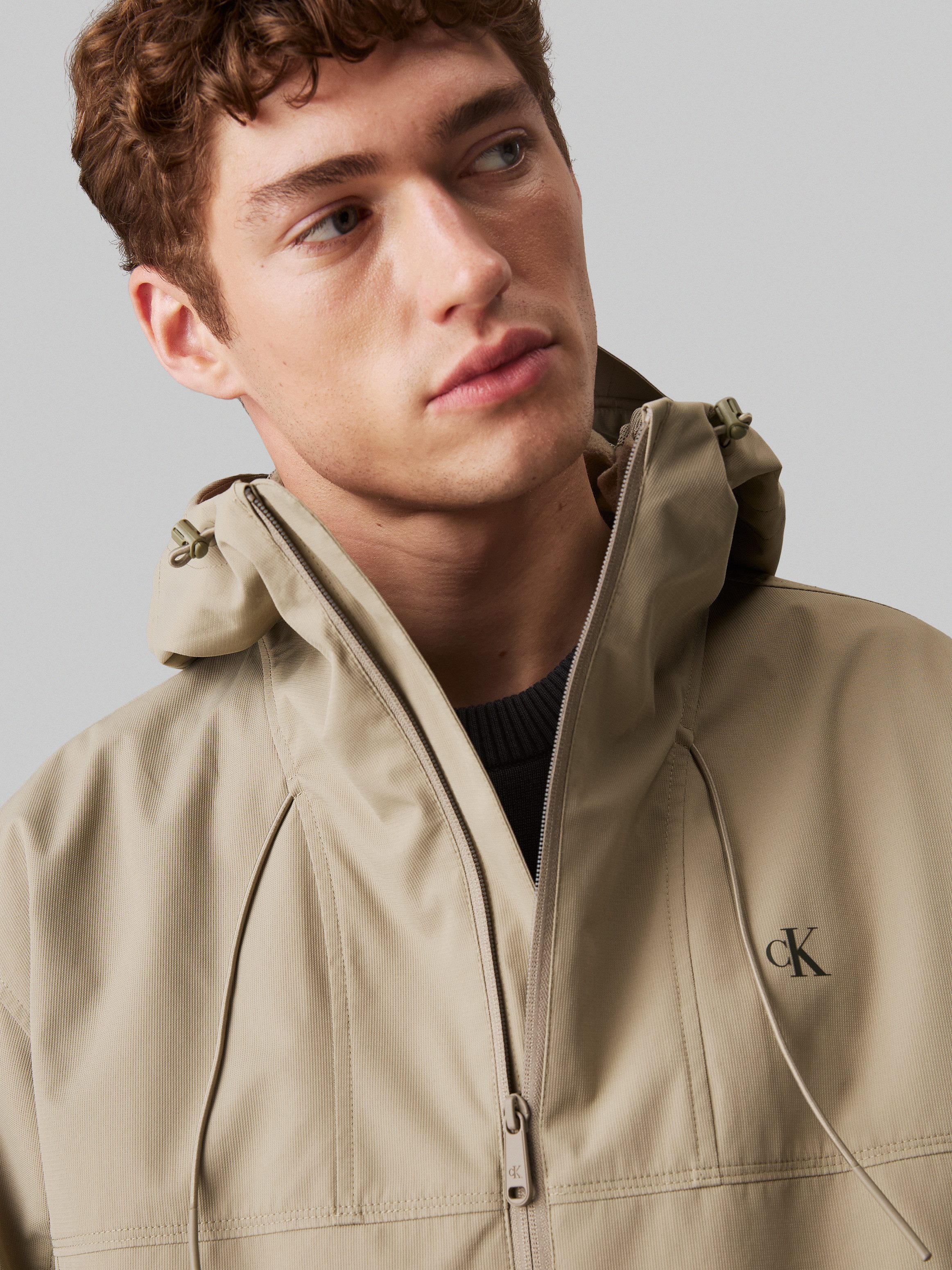 Calvin Klein Allweatherjack TECHNICAL JACKET Logodruk, steekzakken