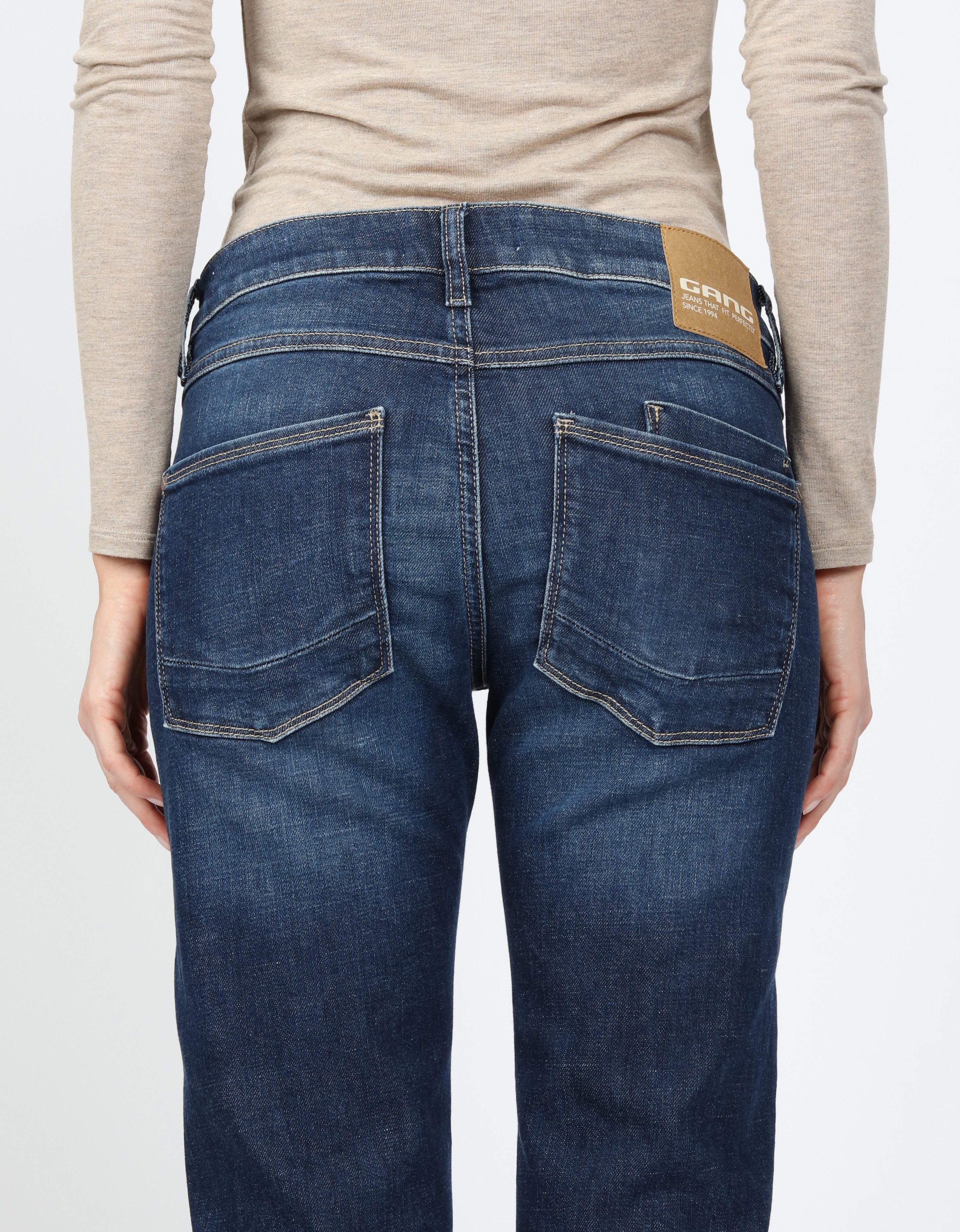 GANG Boyfriendjeans 94NADIA 5-pocketsstijl met ritssluiting en knoop