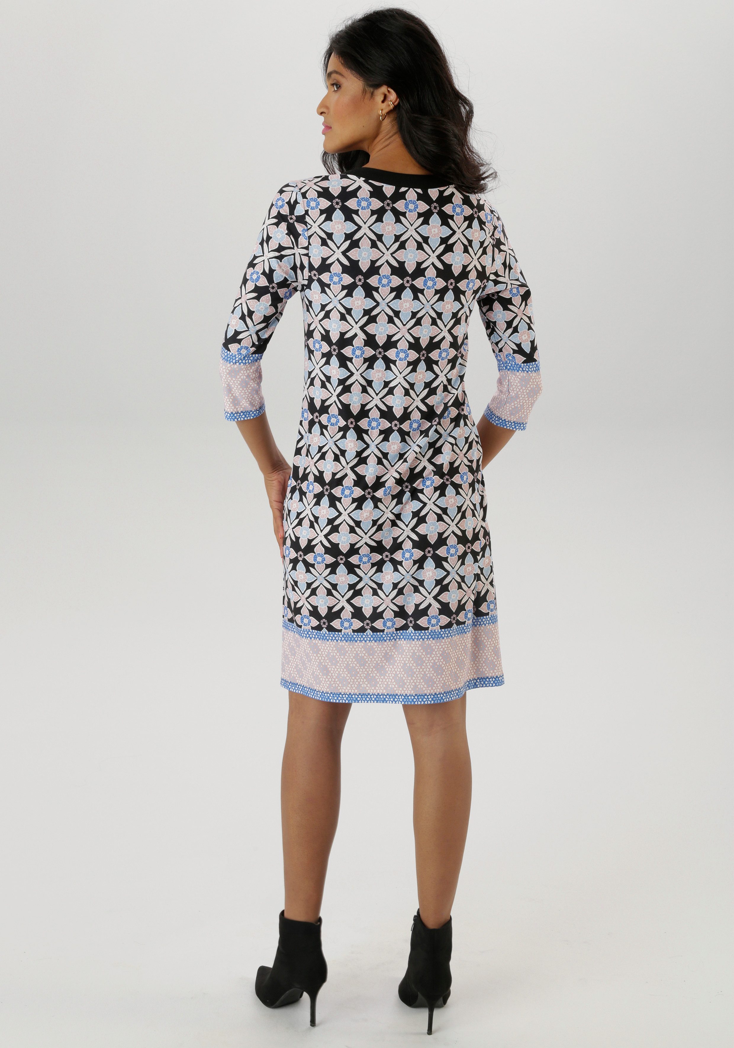Aniston SELECTED Jerseyjurk met speelse bloemetjesrand - nieuwe collectie