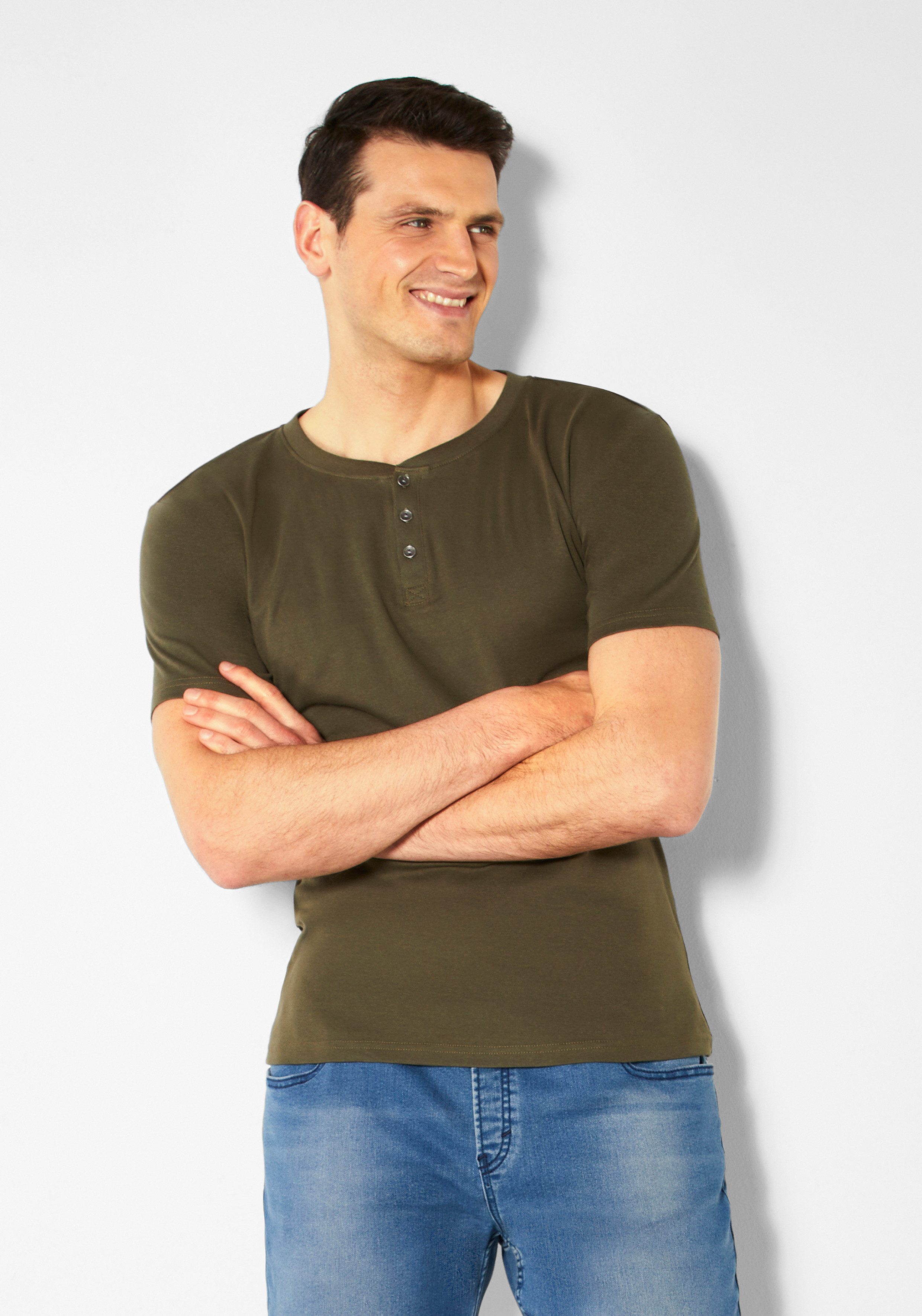 H.I.S T-shirt met een verfijnde knoopsluiting, perfect als onderhemd (set)