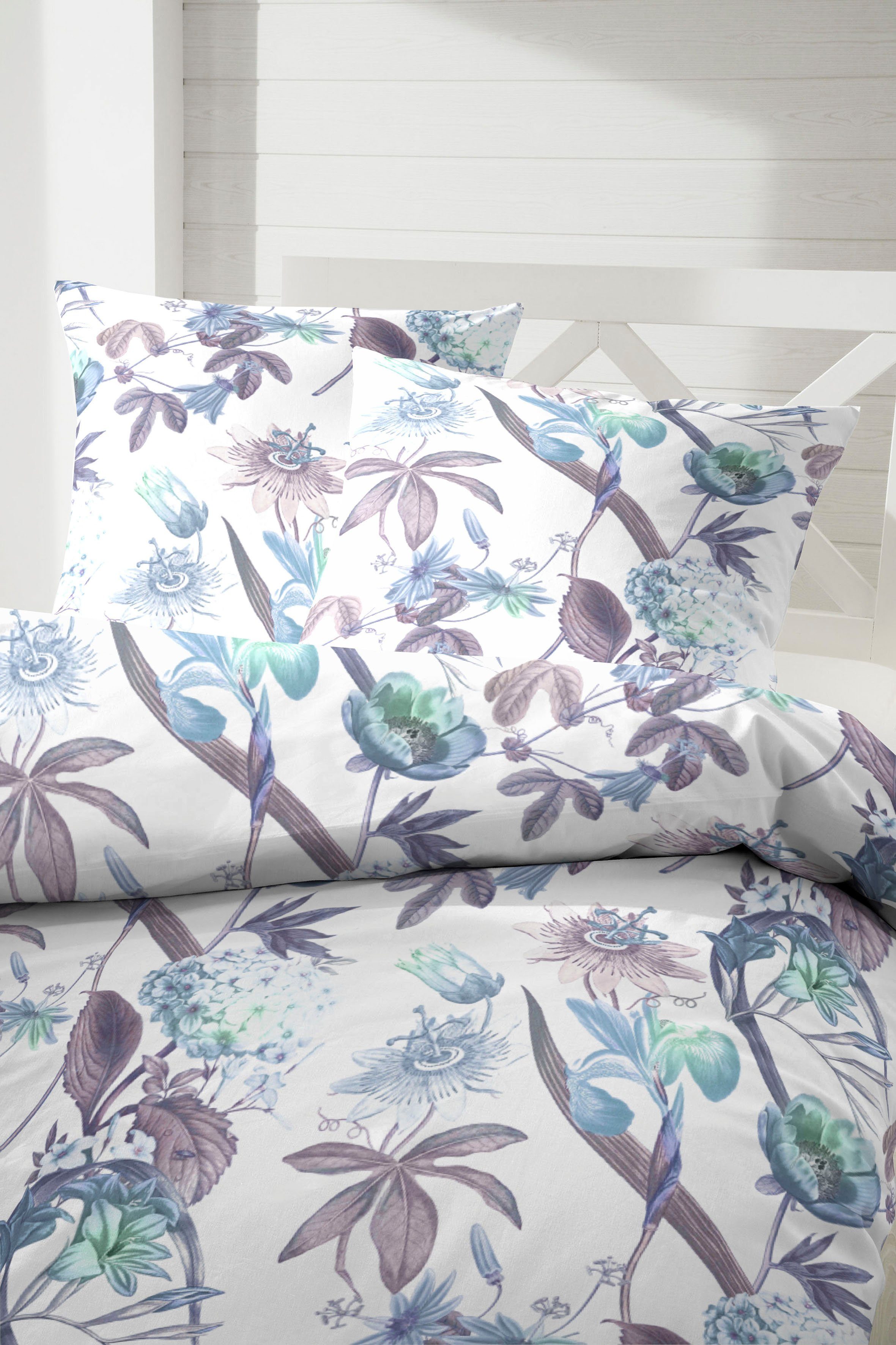 Primera Overtrekset Flowerful met wilde bloemranken (2-delig)