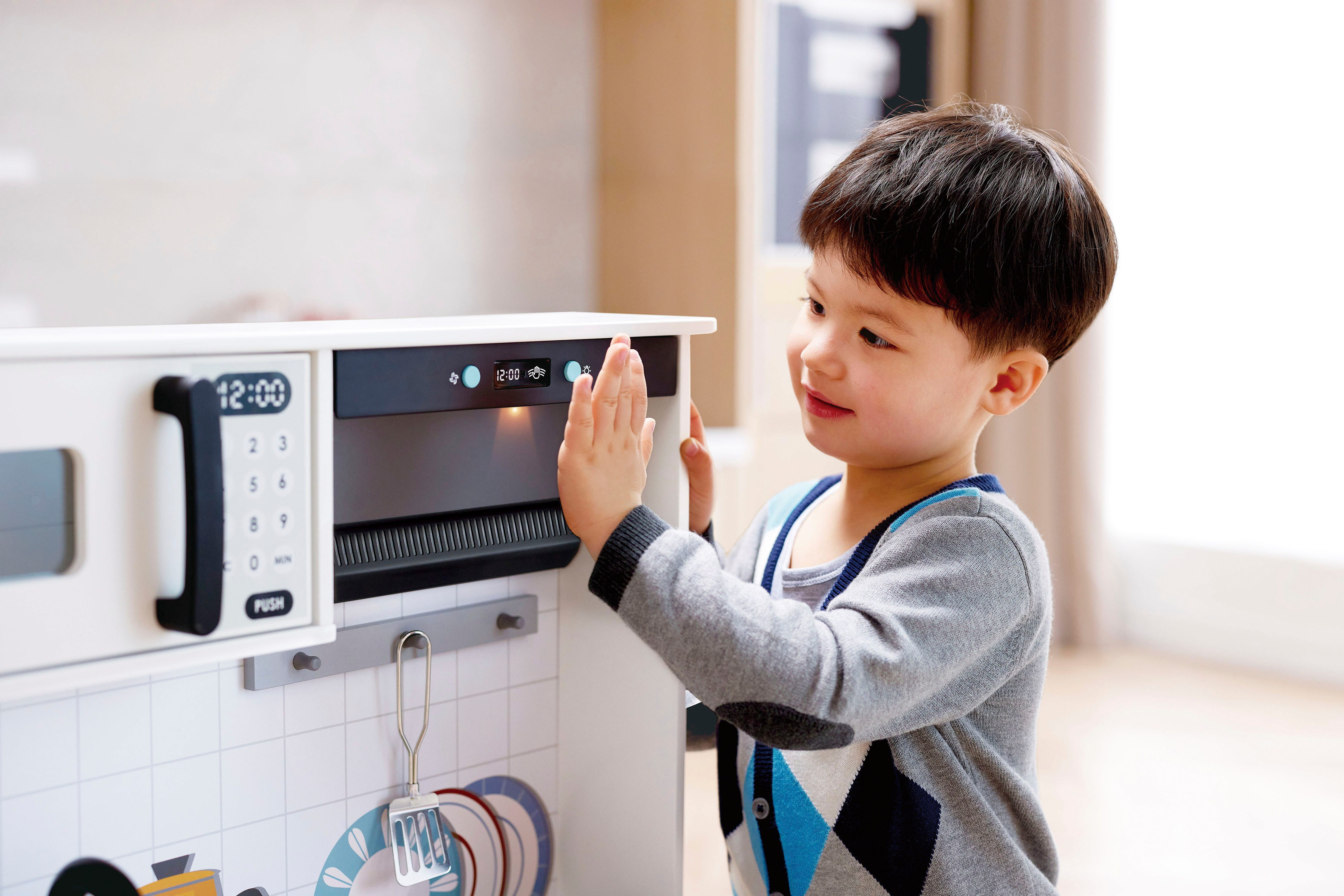 Hape Speelkeuken Moderne smart-home-keuken met licht- & geluidseffect