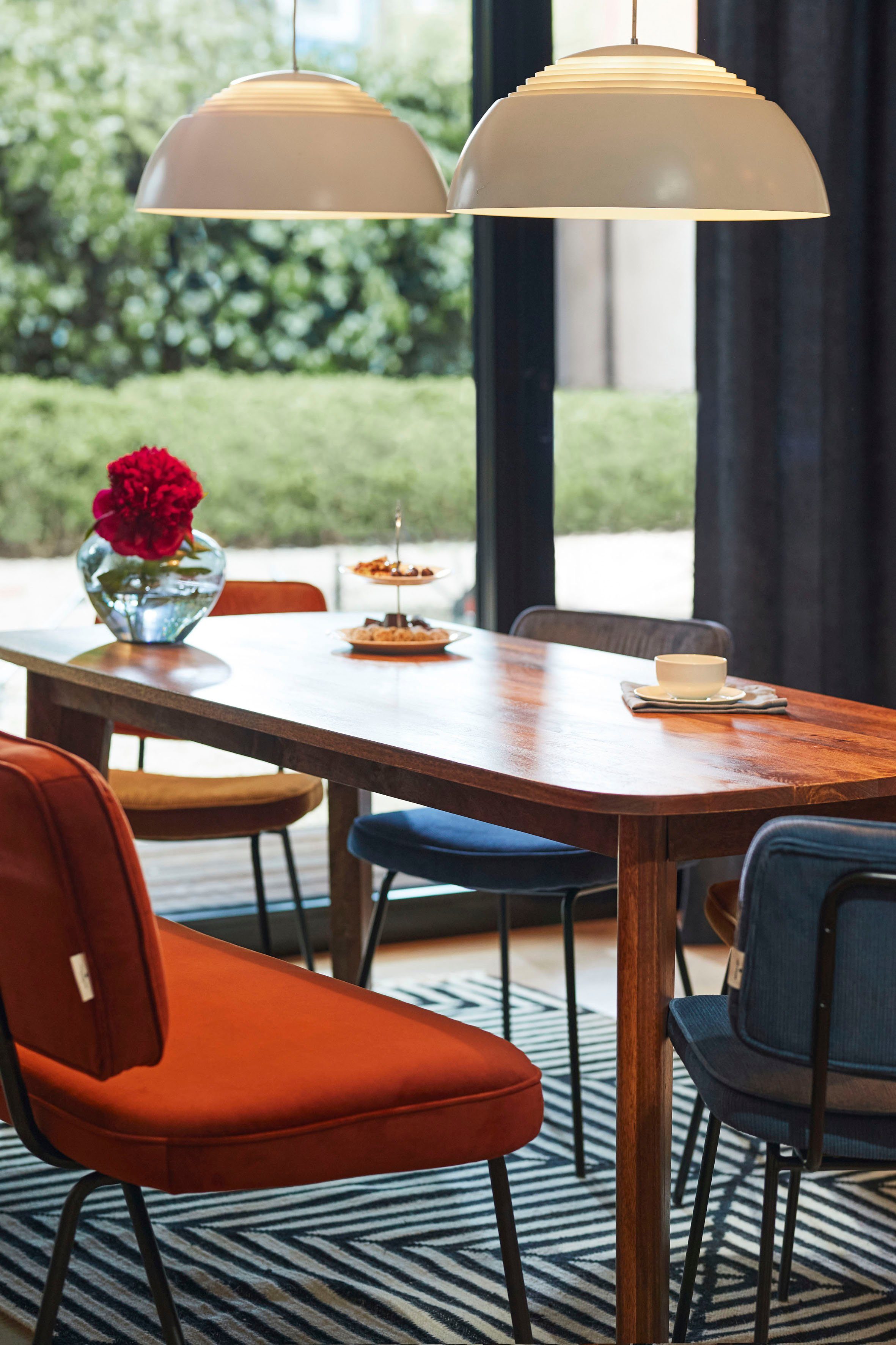 TOM TAILOR HOME Eettafel T-ELEPHANT TABLE van mangohout, benadrukt massieve poten, breedte 180 cm