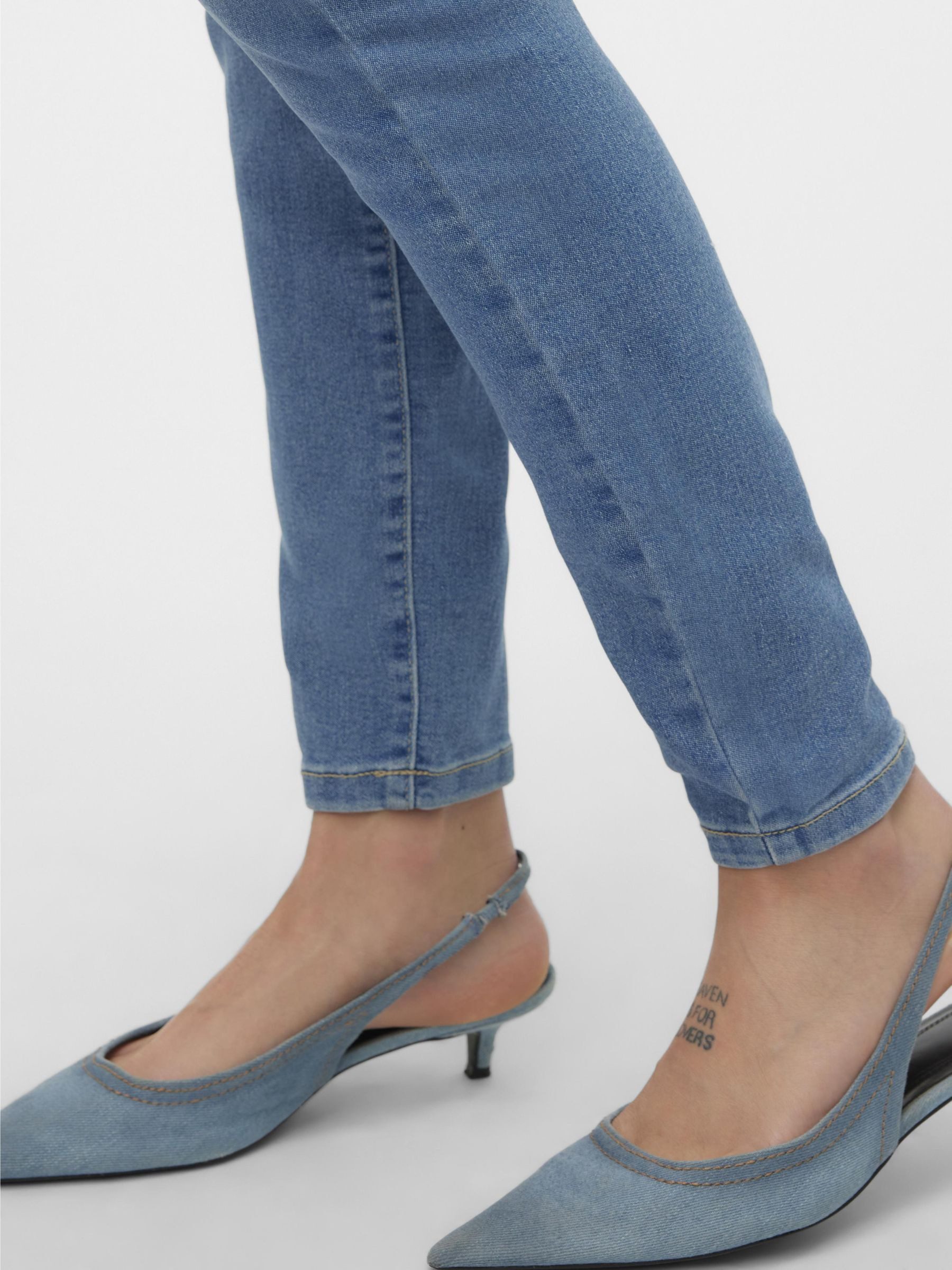 Vero Moda Skinny fit jeans VMELLY MR SKINNY JEANS BLUE NOOS