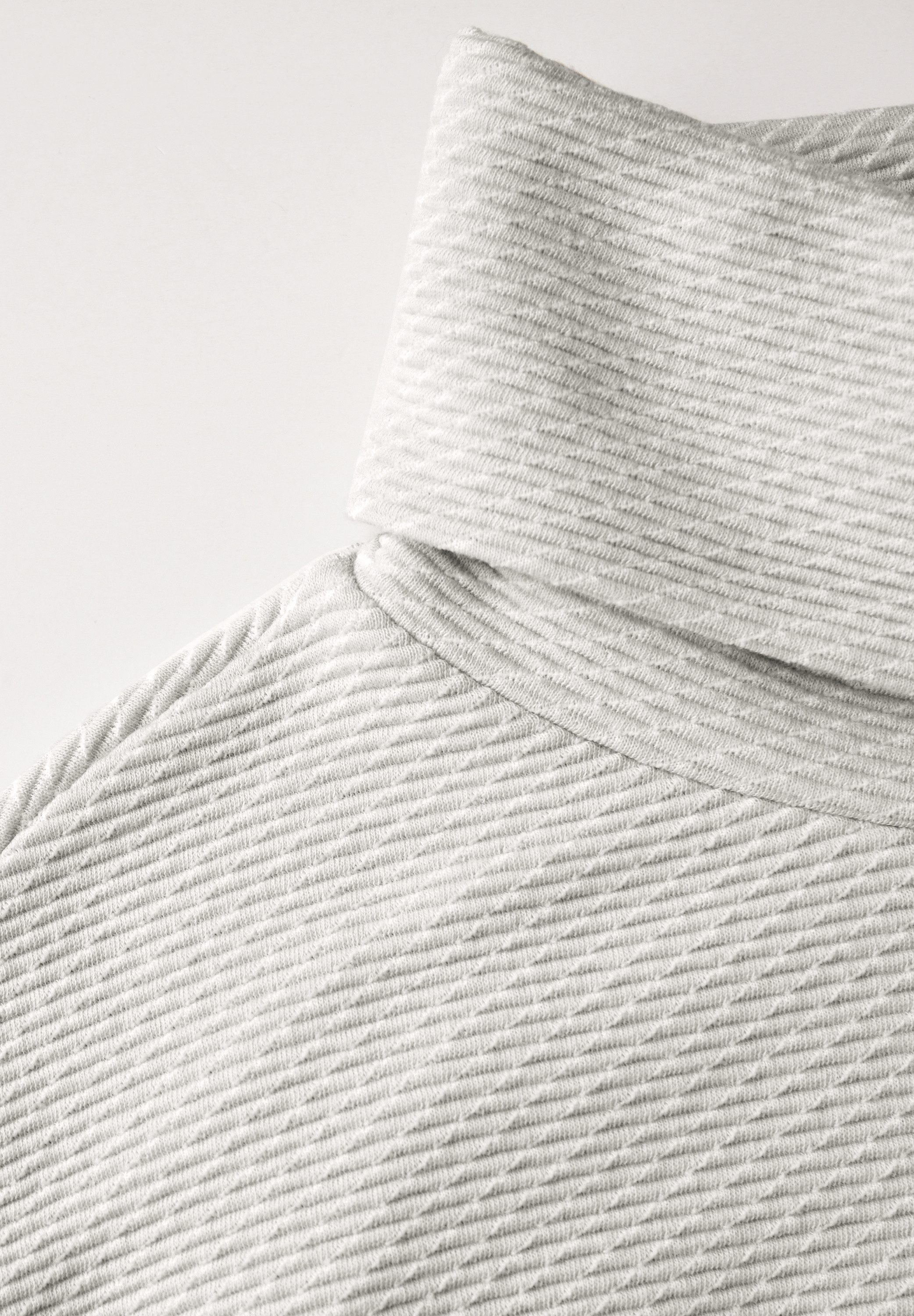 STREET ONE Shirt met 3/4 mouwen in structuur-look en met sjaalkraag