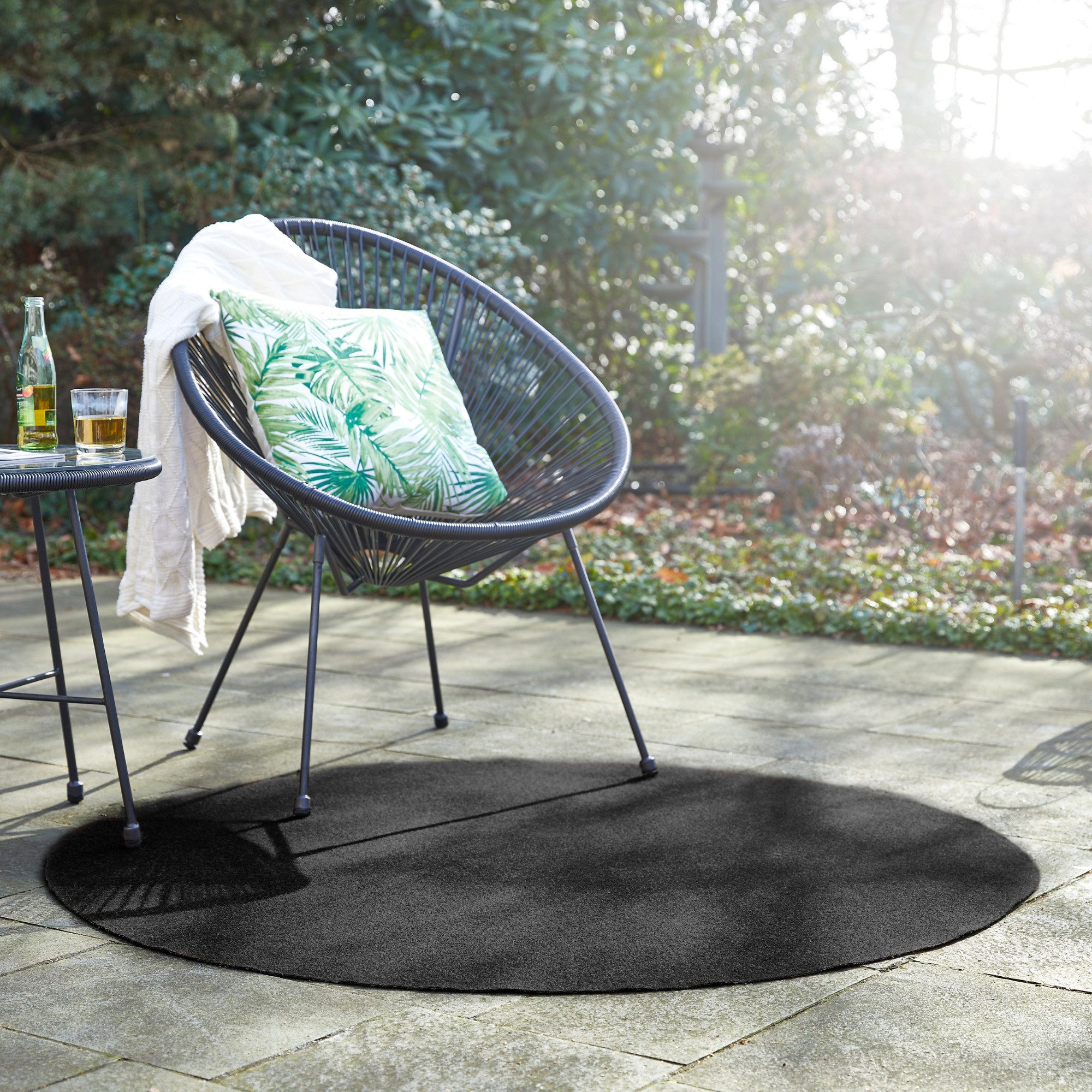 Andiamo Kunstgras Field, Made in Belgium Gazontapijt van naaldvilt, met noppen, voor balkon & terras (1 stuk) buitenkleden maat Ø 130 cm x 4 mm grijs