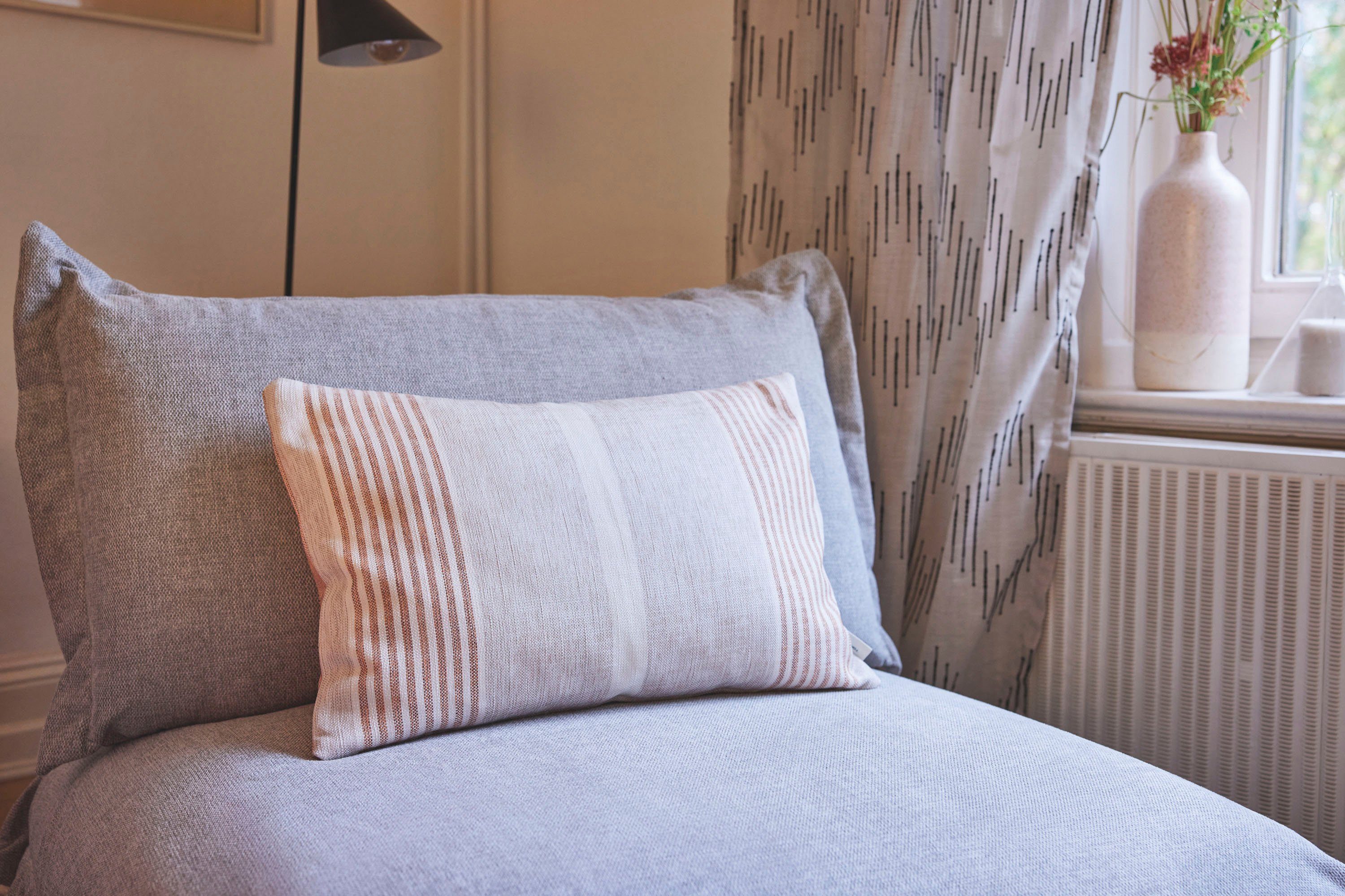 TOM TAILOR HOME Stoelkussen Fresh Stripe met modern krijtstreepdessin (1 stuk)