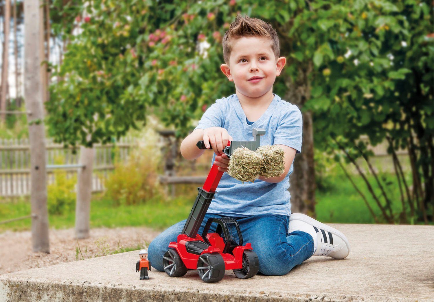 Lena® Speelgoed-shovel TRUXX² verreiker inclusief speelfiguur, made in europe