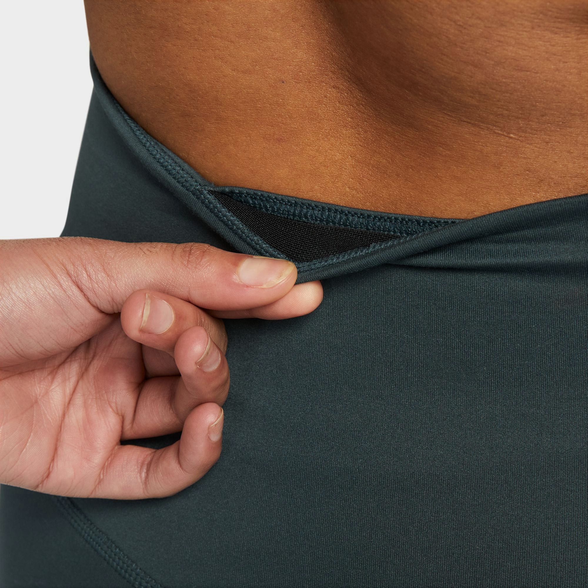 Nike Trainingstights THERMA-FIT ONE WOMEN'S HIGH-WAISTED / LEGGINGS