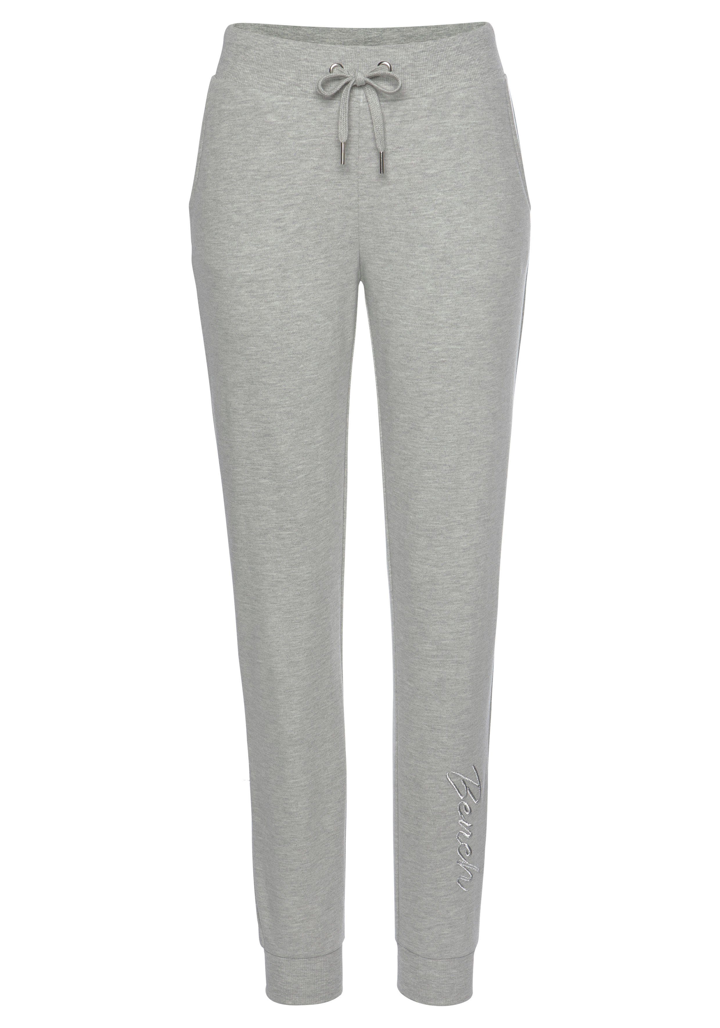 Bench. Loungewear Relaxbroek met glanzende logo-borduurwerk, loungepak