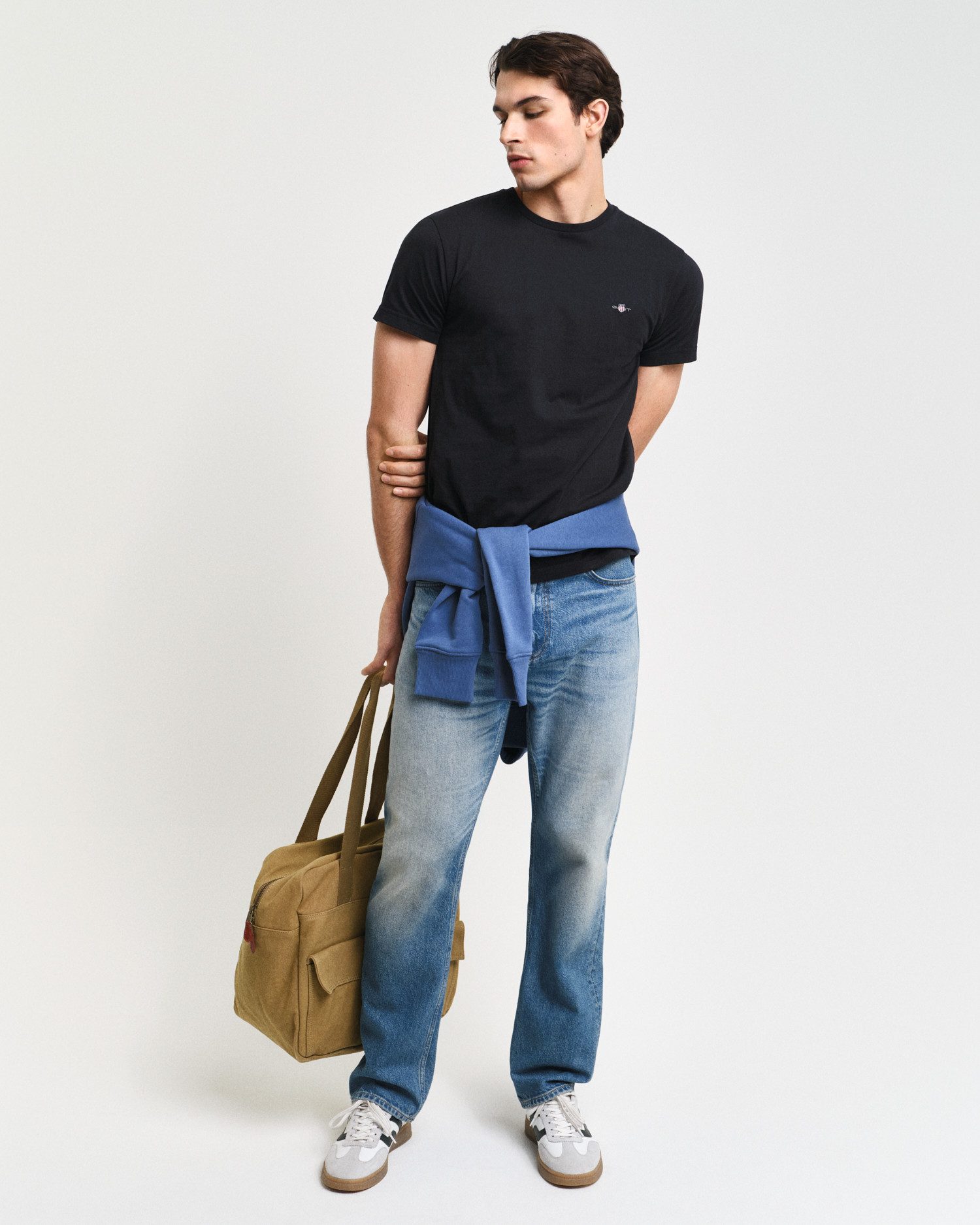 Gant T-shirt SLIM SHIELD SS T-SHIRT met logoborduursel op borsthoogte