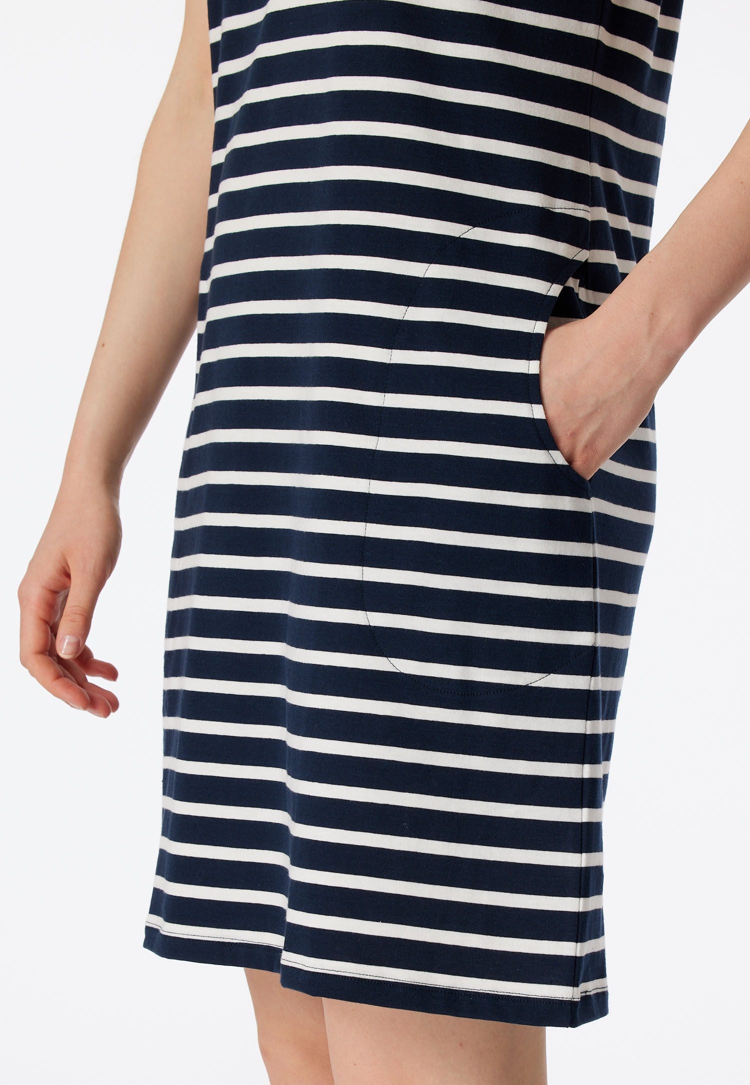 Schiesser Nachthemd Casual Essentials met garen-geverfde strepen en sportieve zakken